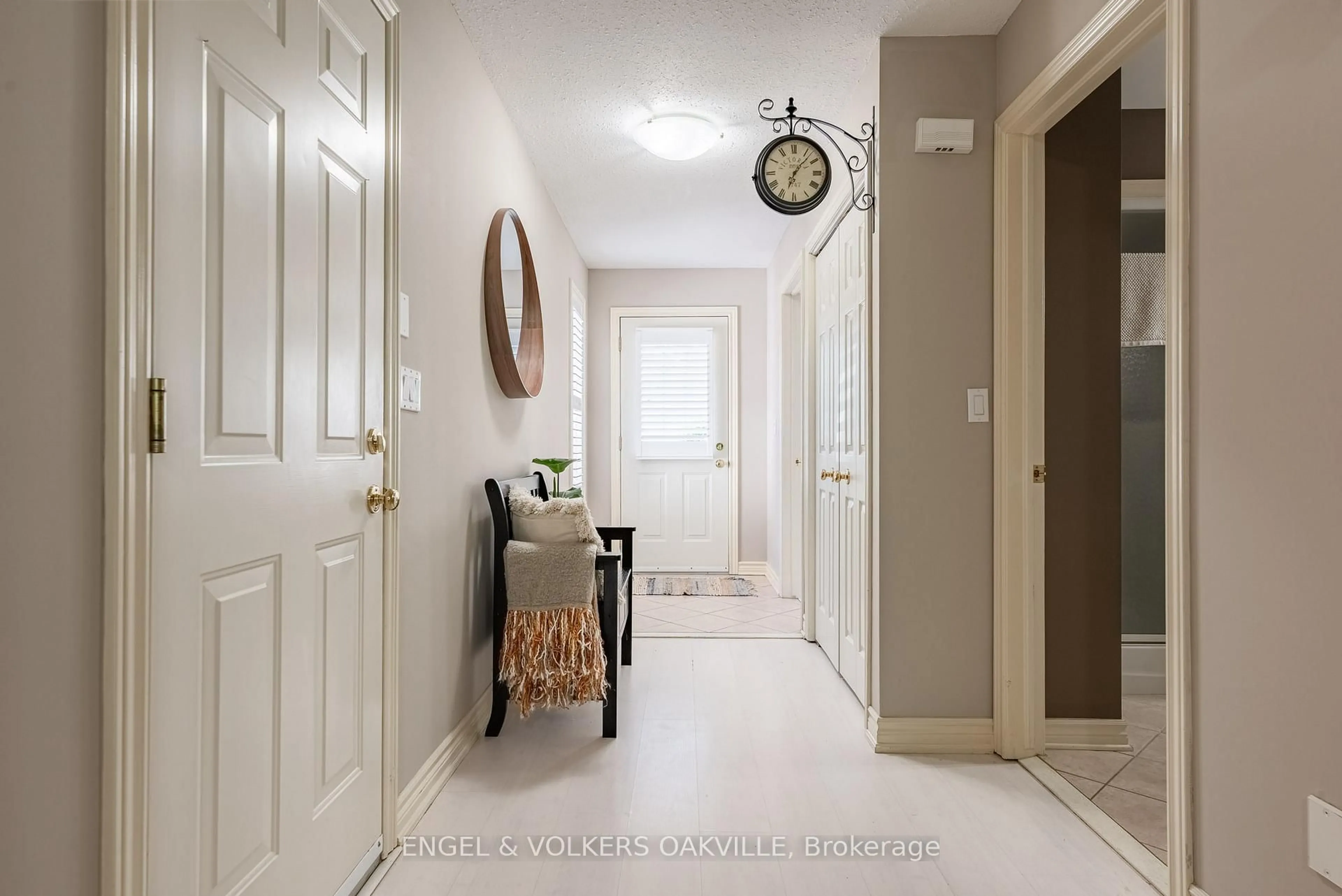 Indoor entryway for 1448 Niagara Stone Rd #9, Niagara-on-the-Lake Ontario L0S 1J0