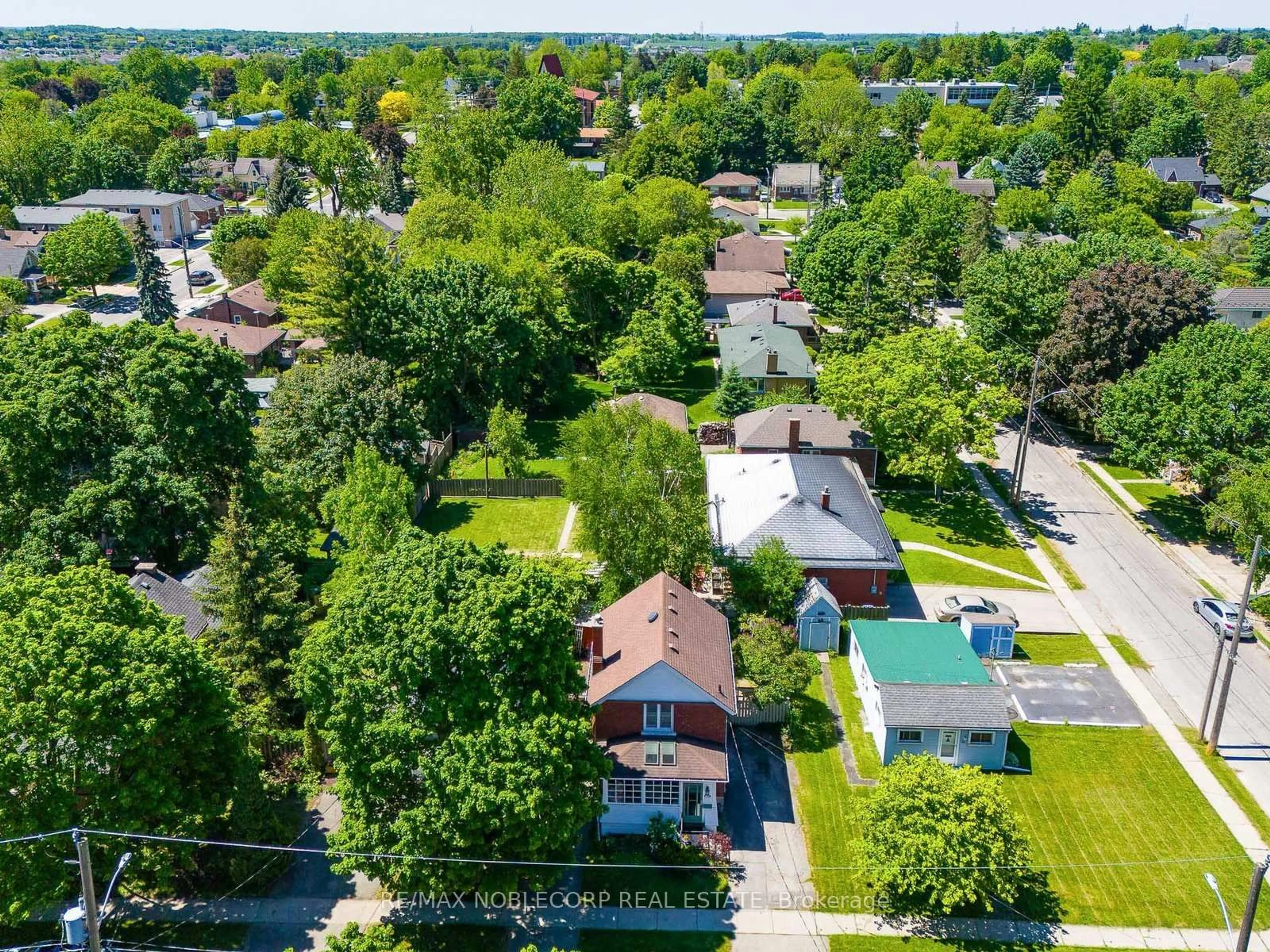 A pic from outside/outdoor area/front of a property/back of a property/a pic from drone, street for 12 Bagot St, Guelph Ontario N1H 5S9