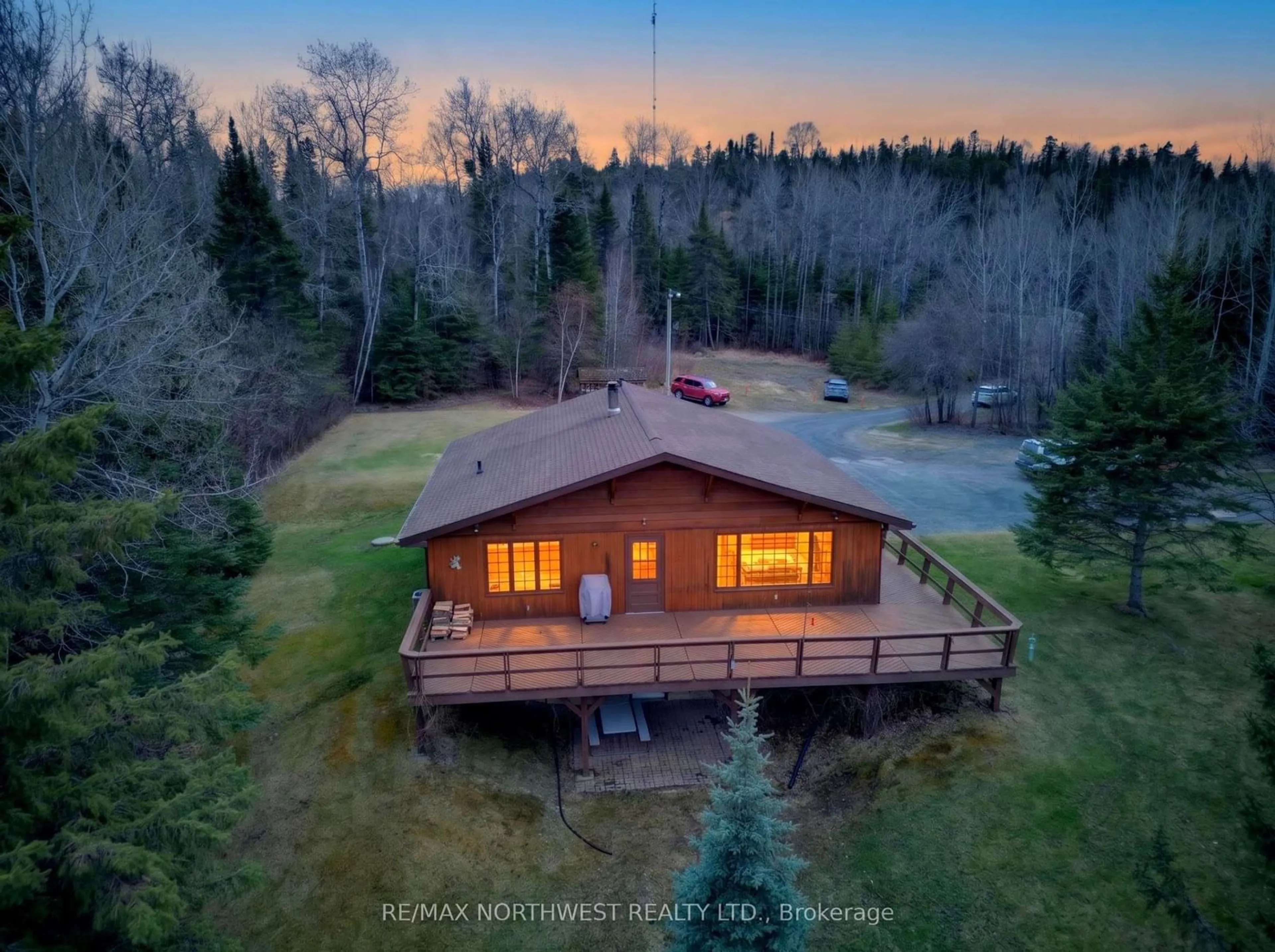 A pic from outside/outdoor area/front of a property/back of a property/a pic from drone, unknown for 2353 Reddit Rd, Kenora Ontario P9N 0E6