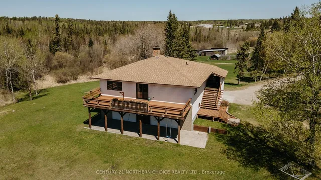 996 Redditt Rd, Kenora 4