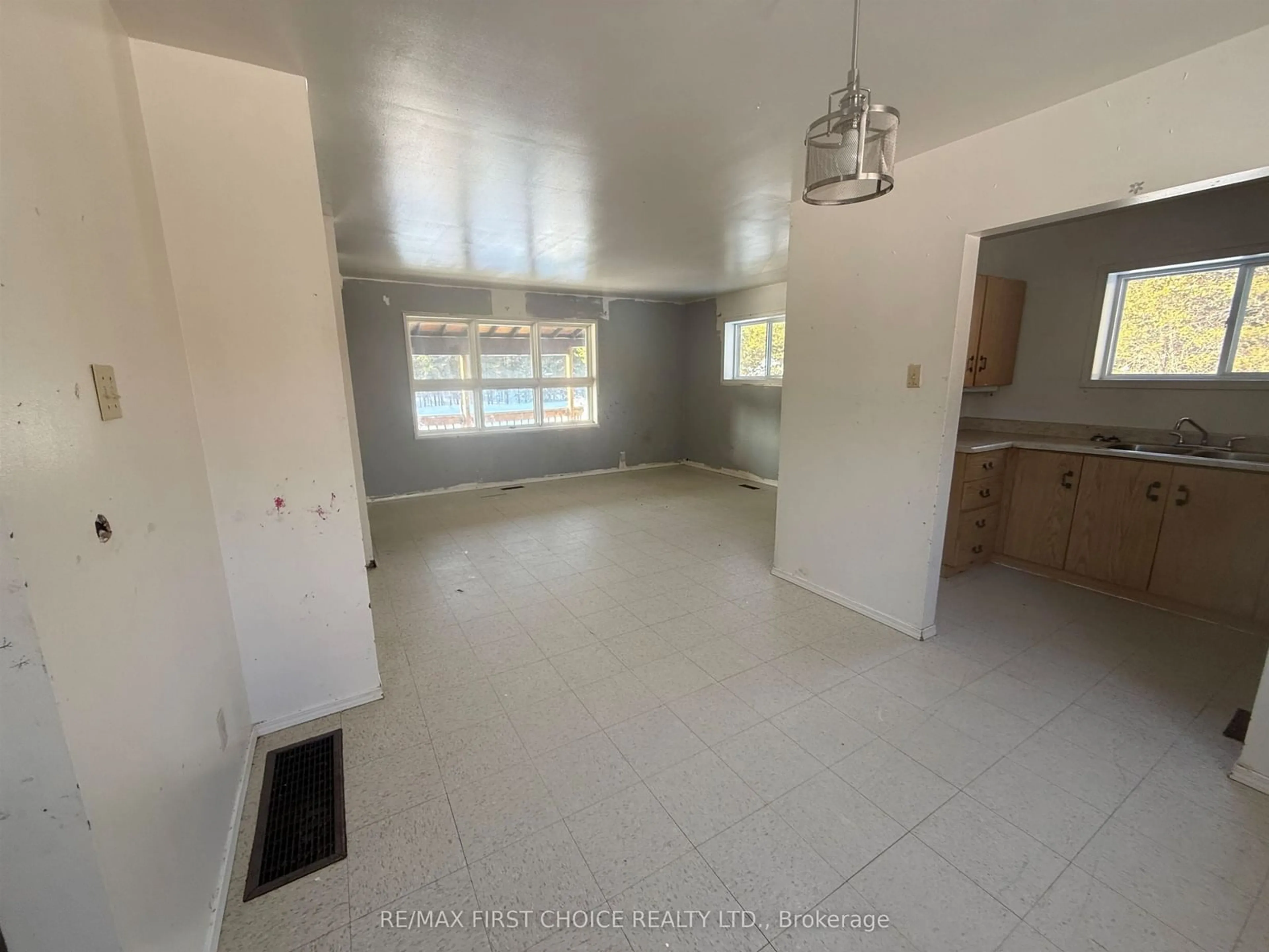 A pic of a room for 14 Superior Ave, Ignace Ontario P0T 1T0