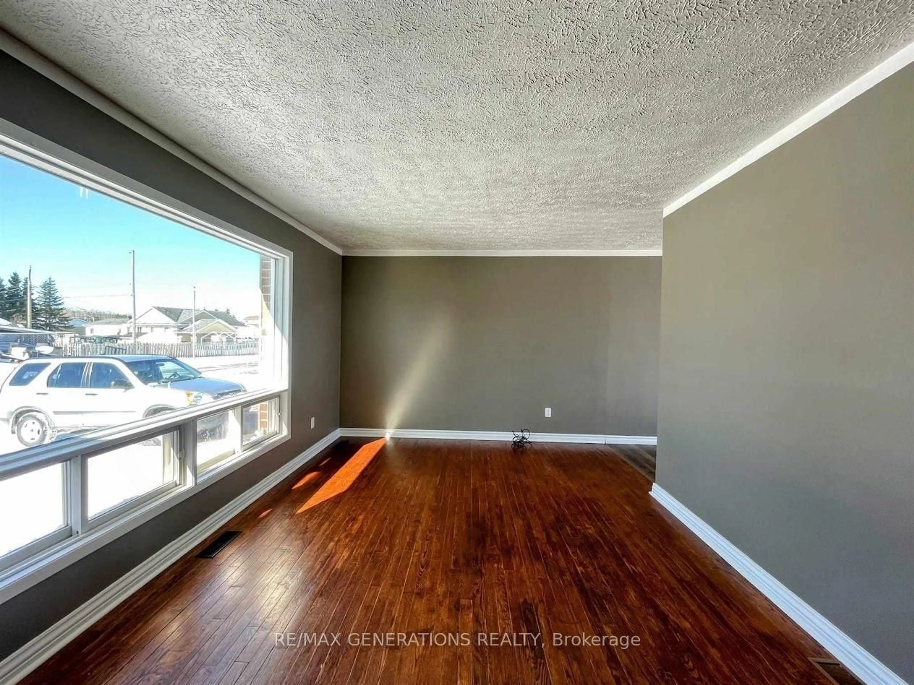 A pic of a room for 31 Brooks St, Manitouwadge Ontario P0T 2C0