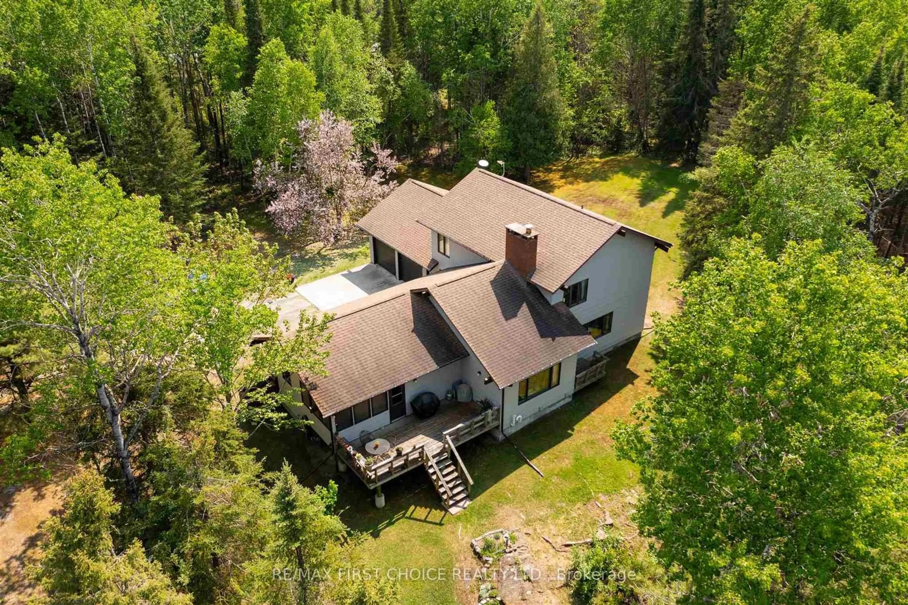 A pic from outside/outdoor area/front of a property/back of a property/a pic from drone, unknown for 11A Lebrons Rd, Sioux Narrows-Nestor Falls Ontario P0X 1N0