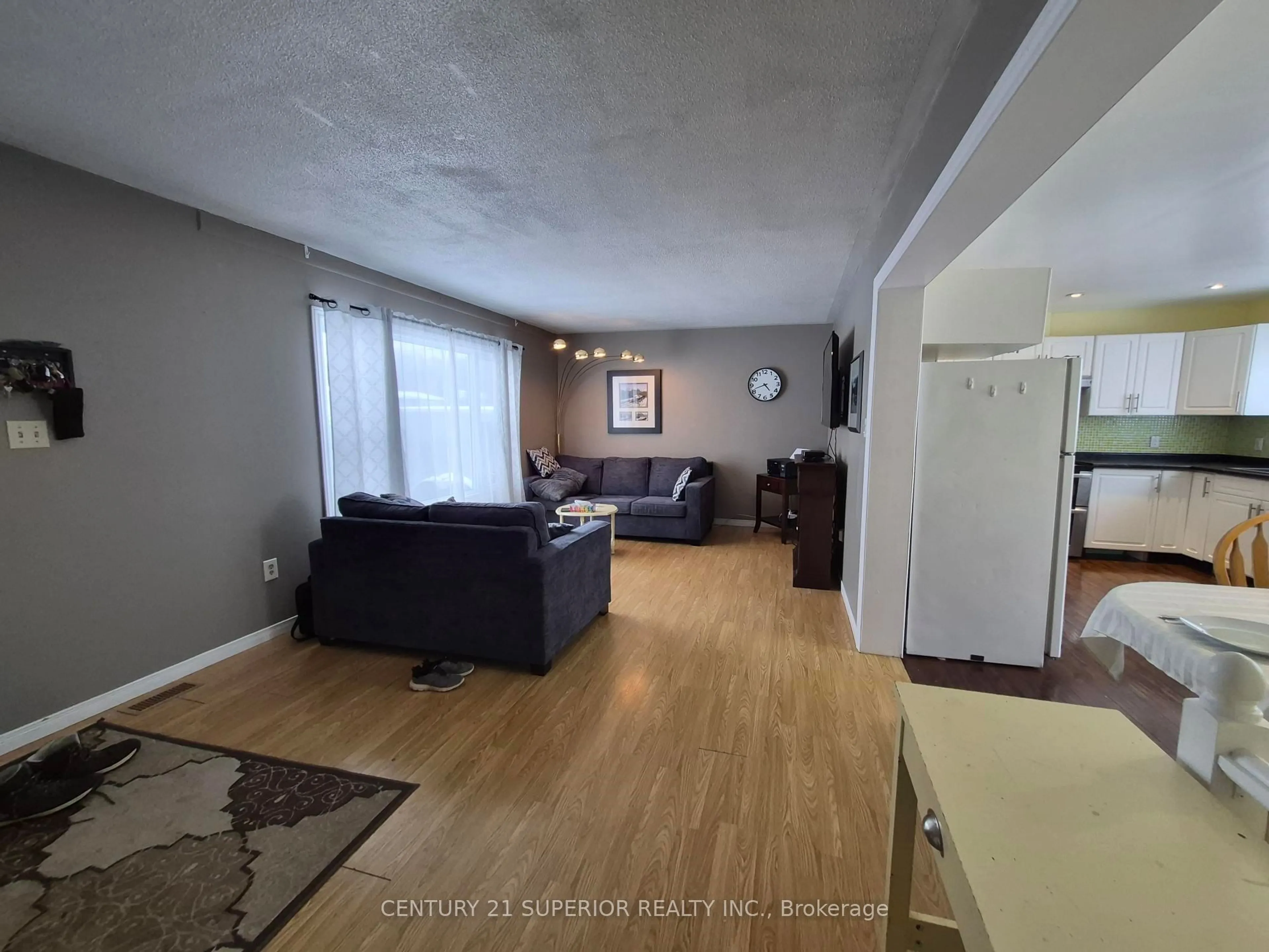 A pic of a room for 18 Lloyd Irwin Street, Marathon Ontario P0T 2E0