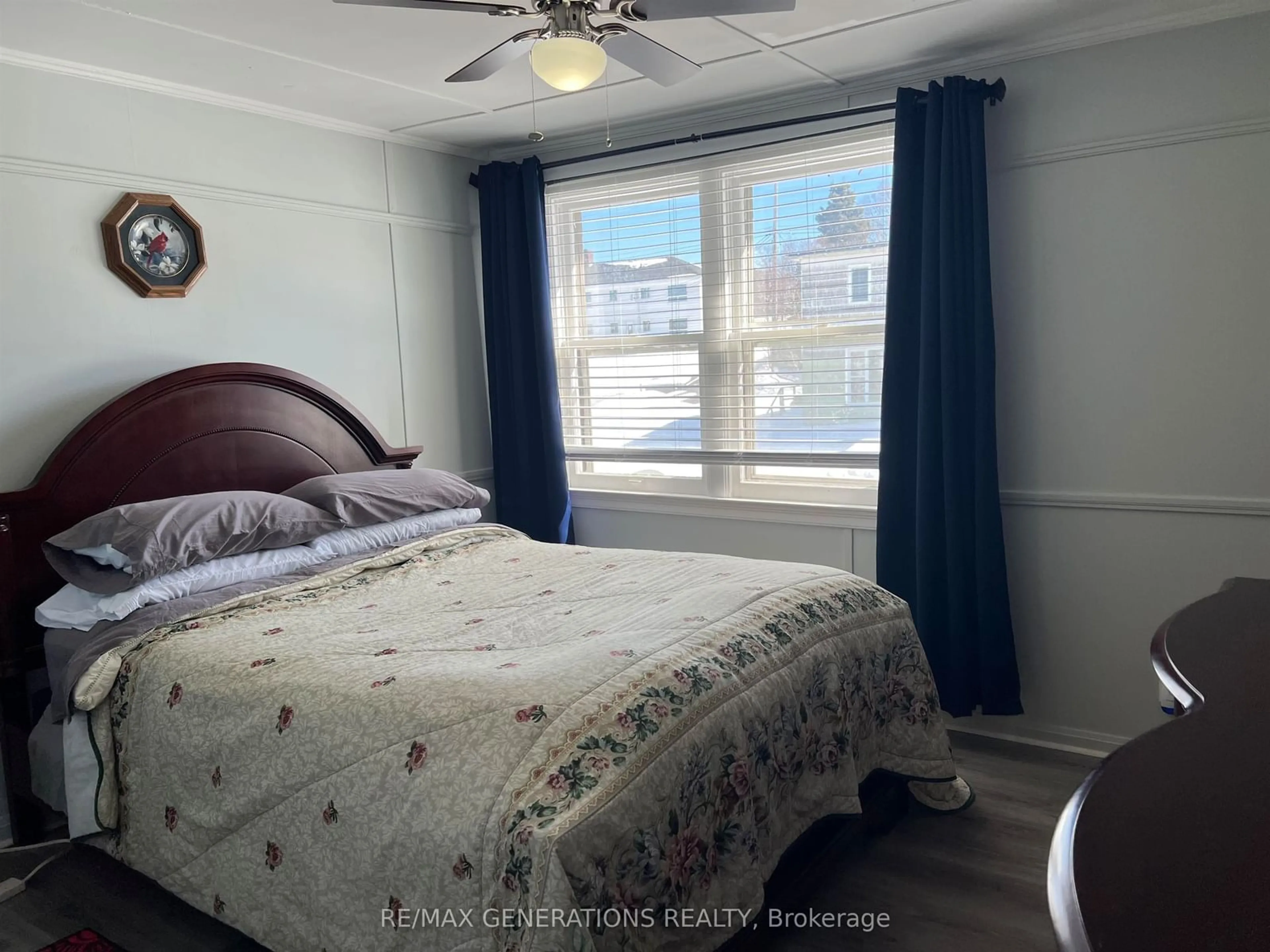 A pic of a room for 12 McCullough St, Marathon Ontario P0T 2E0