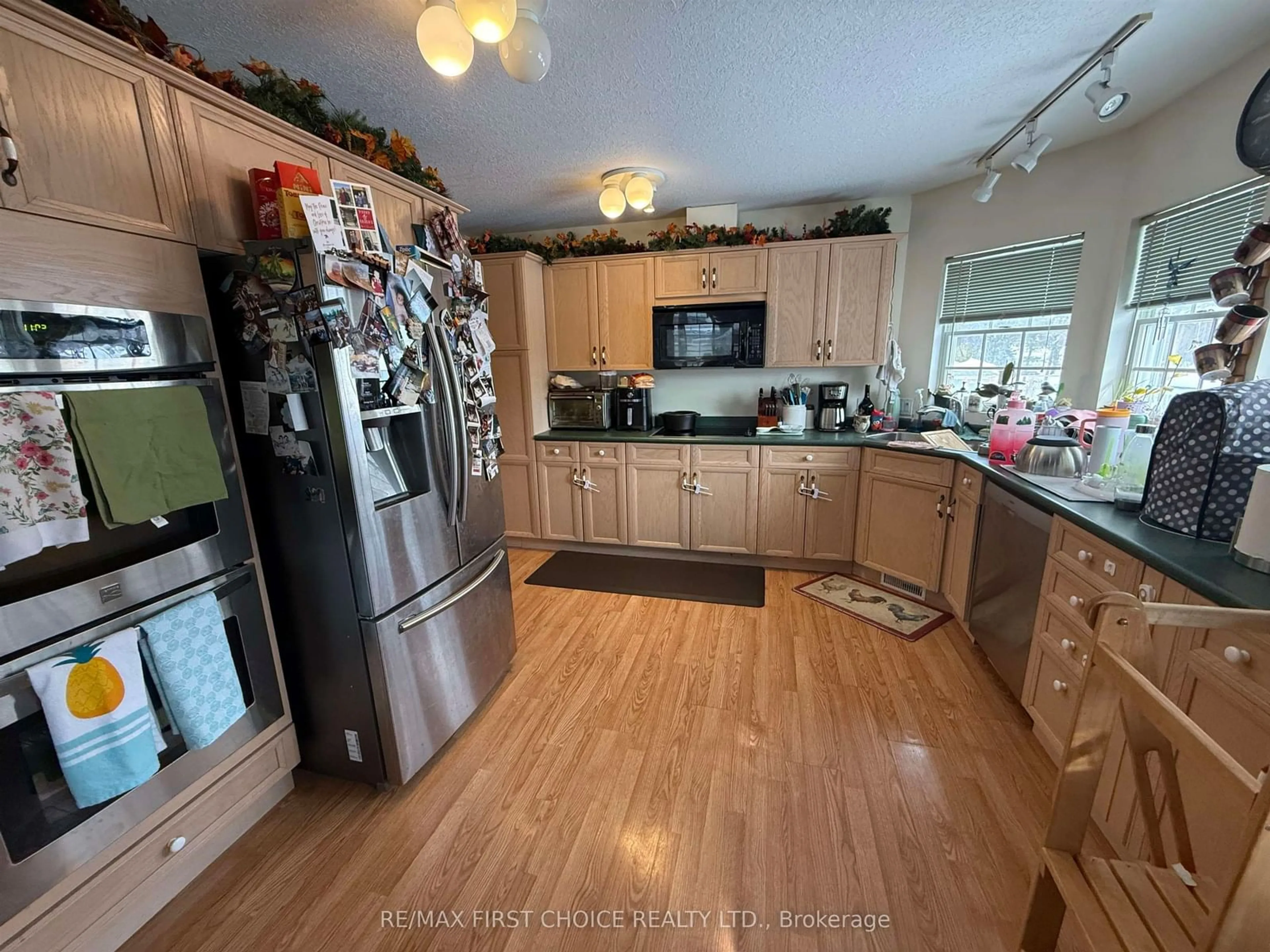 Unknown for 27 Dingwall Pkwy, Dryden Ontario P8N 1T5