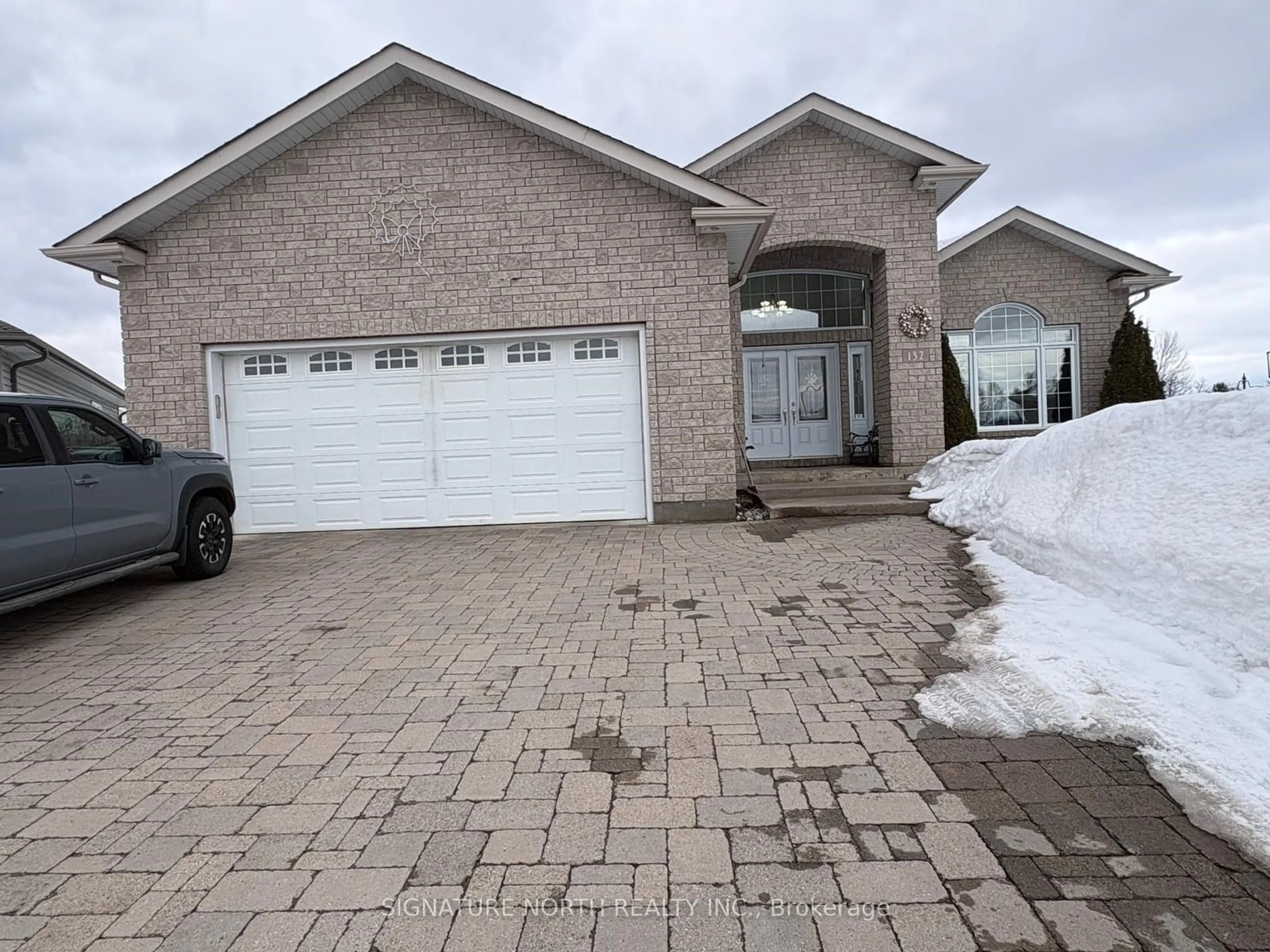 Home with brick exterior material, street for 132 Wolverine Cres, Thunder Bay Ontario P7C 5Z2