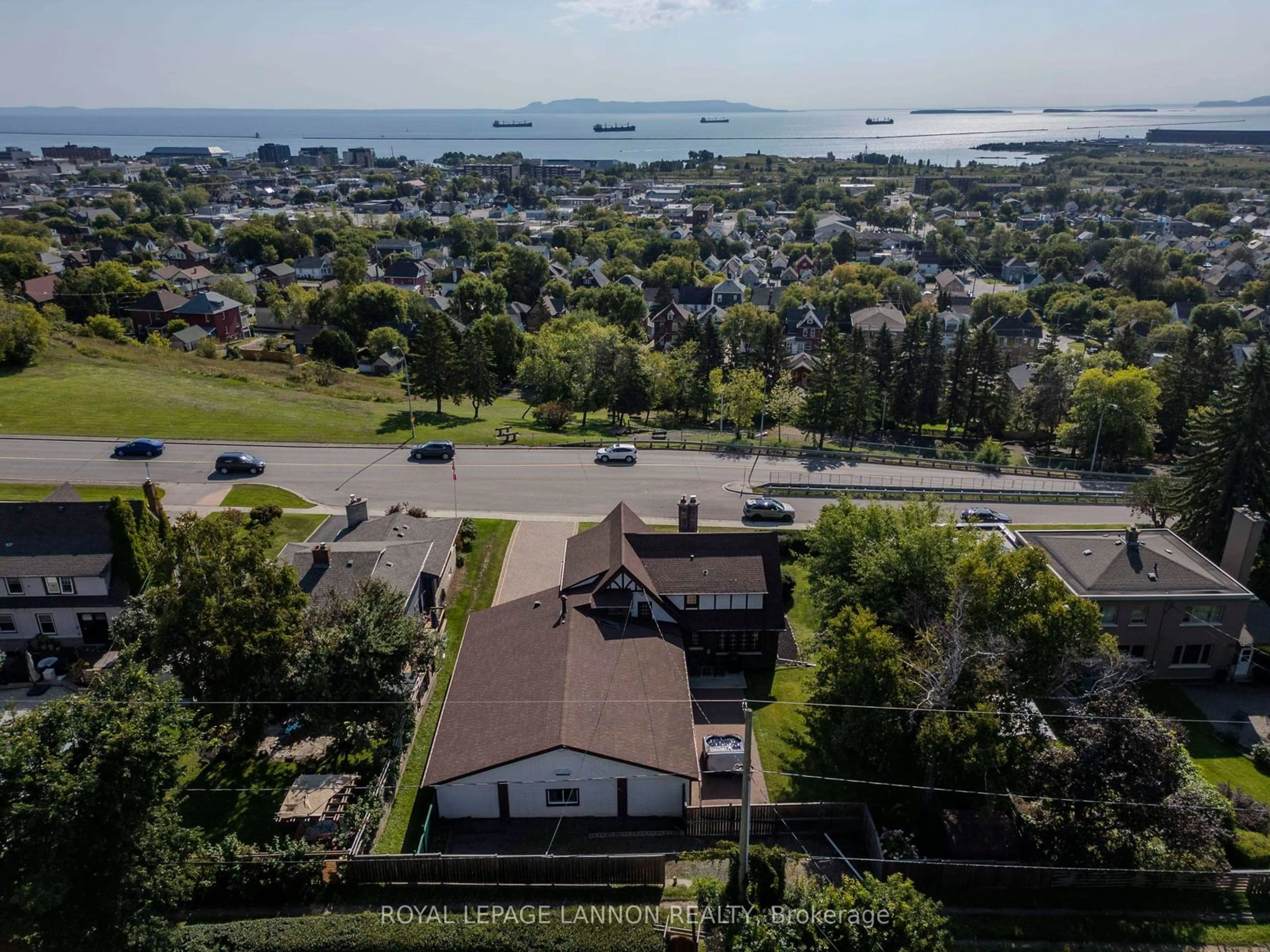 A pic from outside/outdoor area/front of a property/back of a property/a pic from drone, water/lake/river/ocean view for 144 High St, Thunder Bay Ontario P7B 3K5