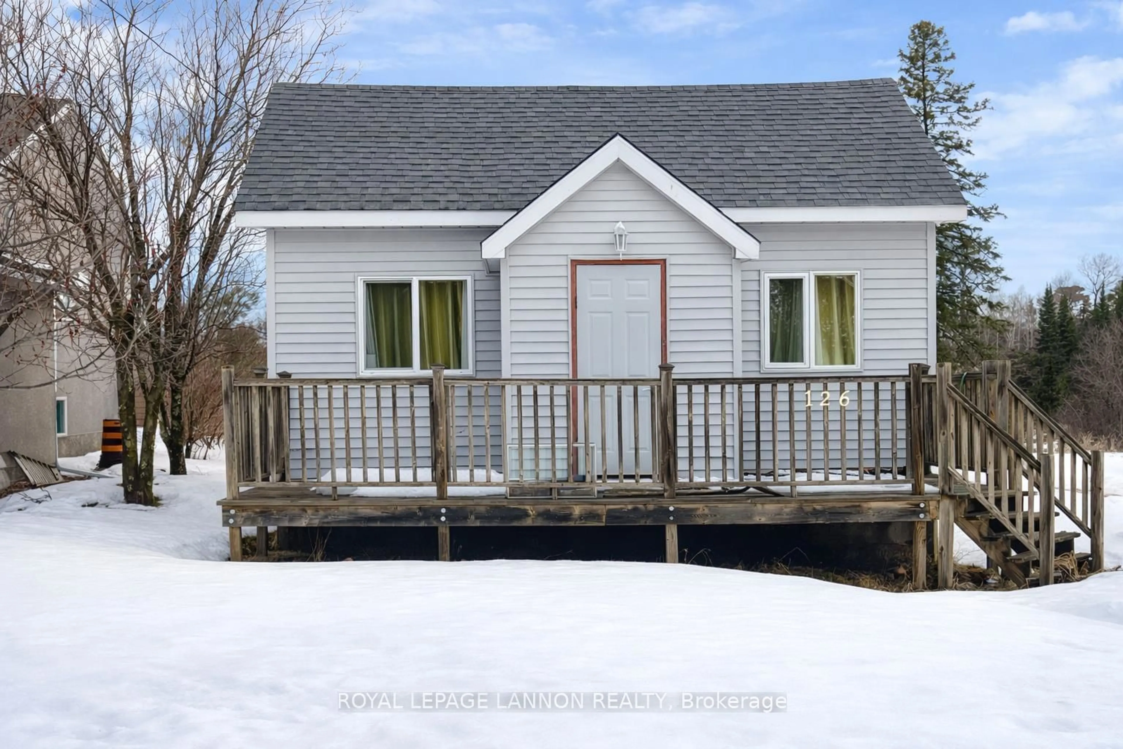 Home with vinyl exterior material, unknown for 126 Zuke Rd, Atikokan Ontario P0T 1C0