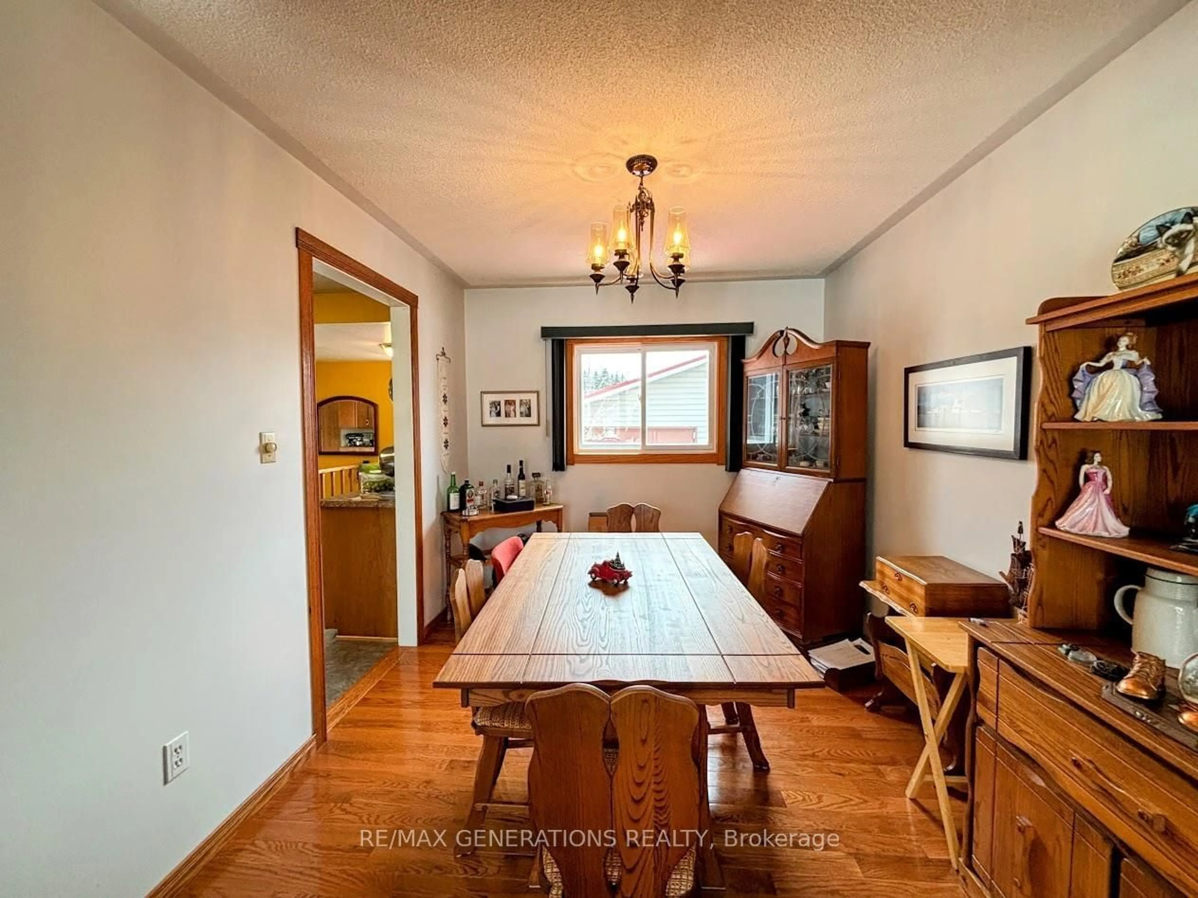 Dining room, unknown for 14 Lloyd Irwin St, Marathon Ontario P0T 2E0