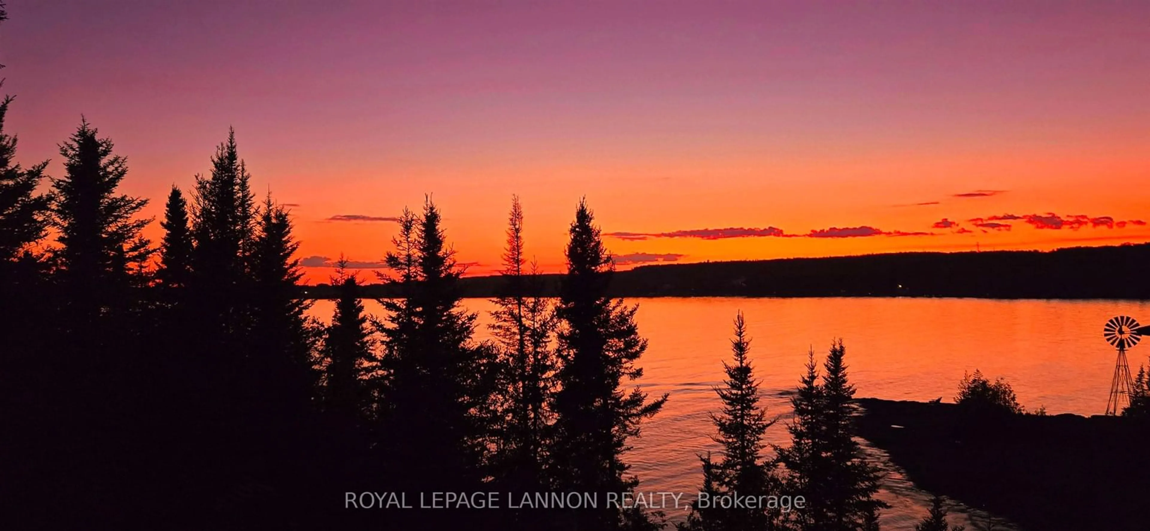 Blurry image for 1 Palette, Thunder Bay Remote Area Ontario P7A 0Z7