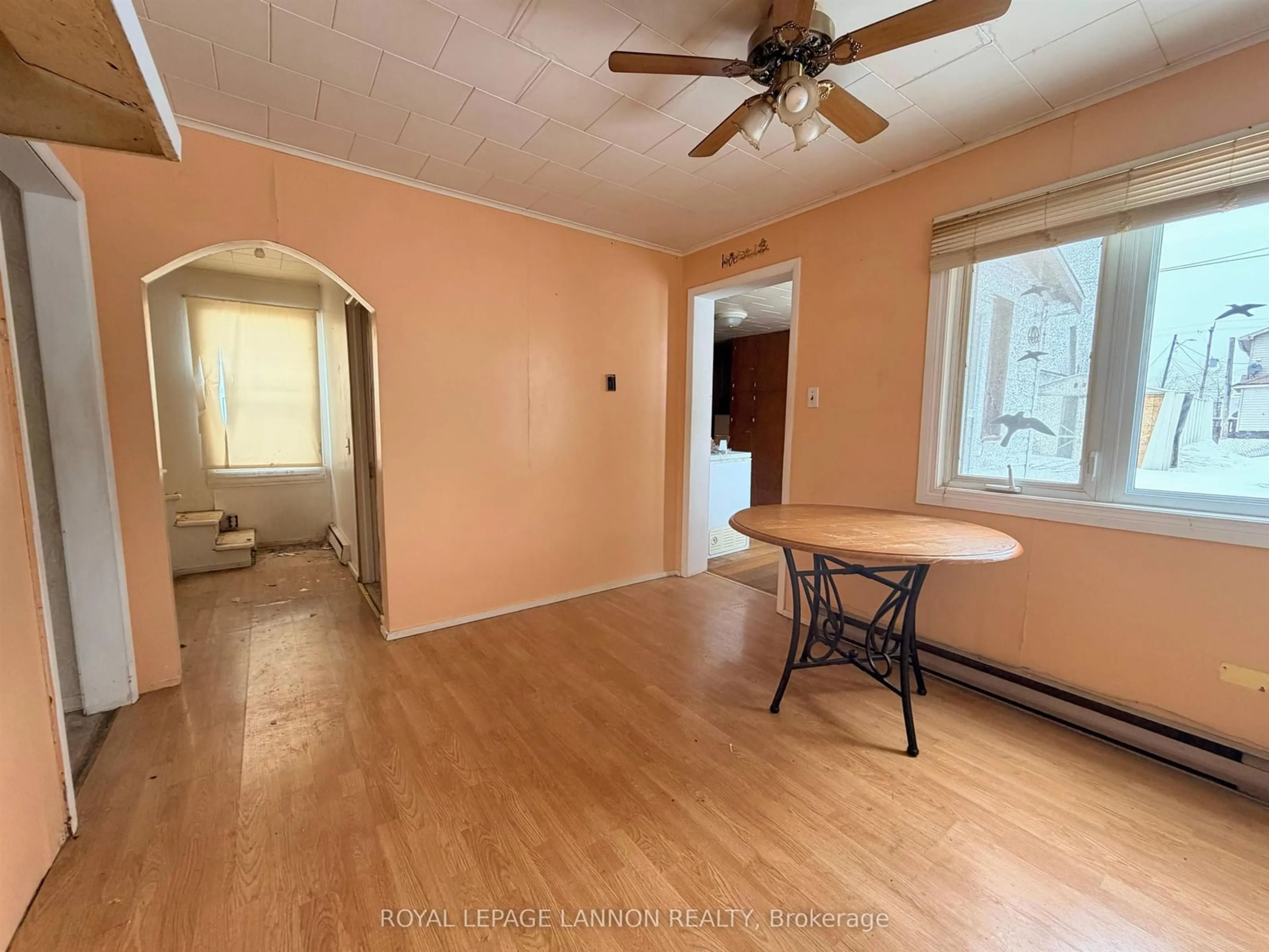 A pic of a room for 206 Third Ave, Greenstone Ontario P0T 1M0