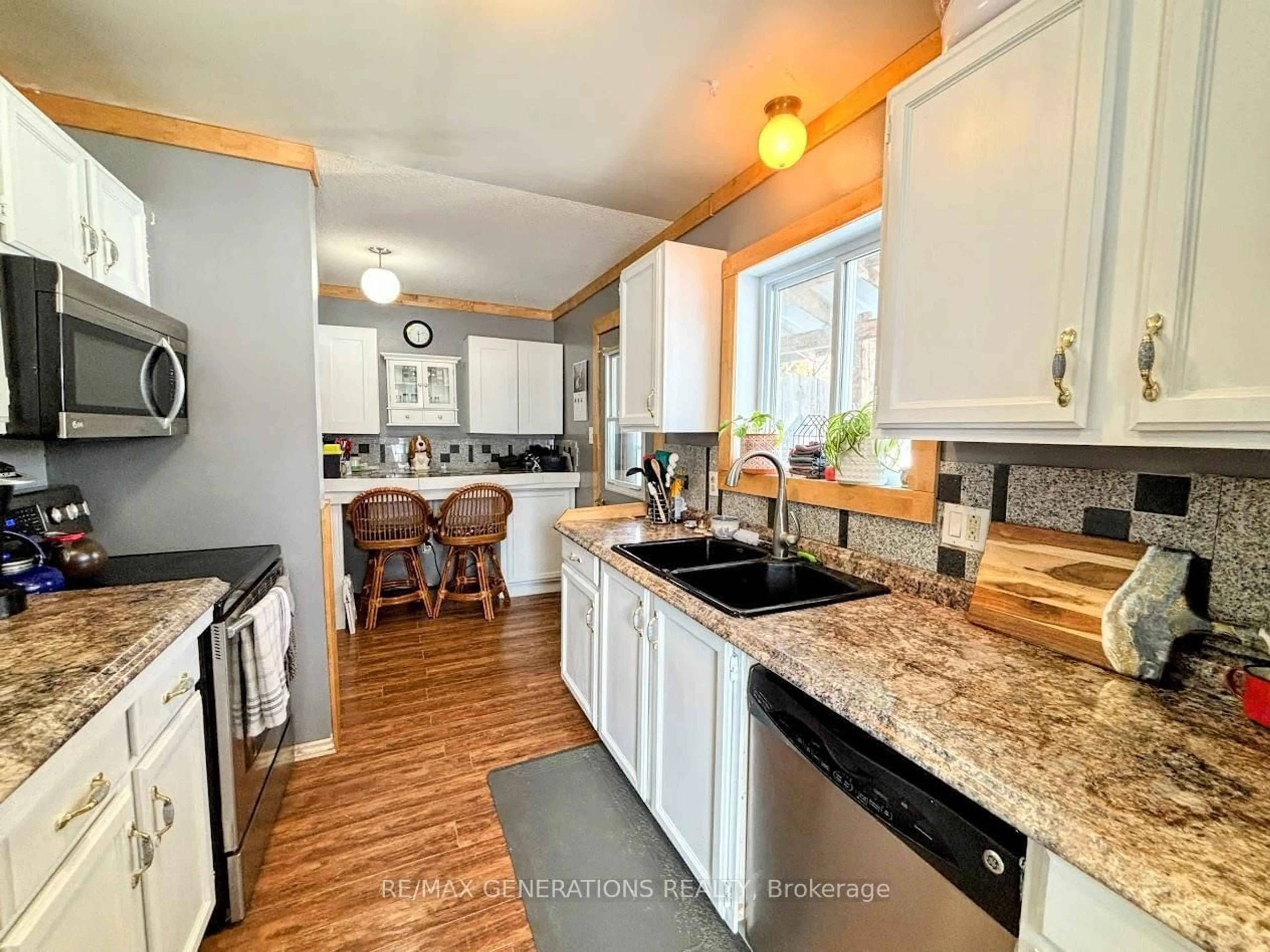 Open concept kitchen, ceramic/tile floor for 64 Hemlo Dr, Marathon Ontario P0T 2E0