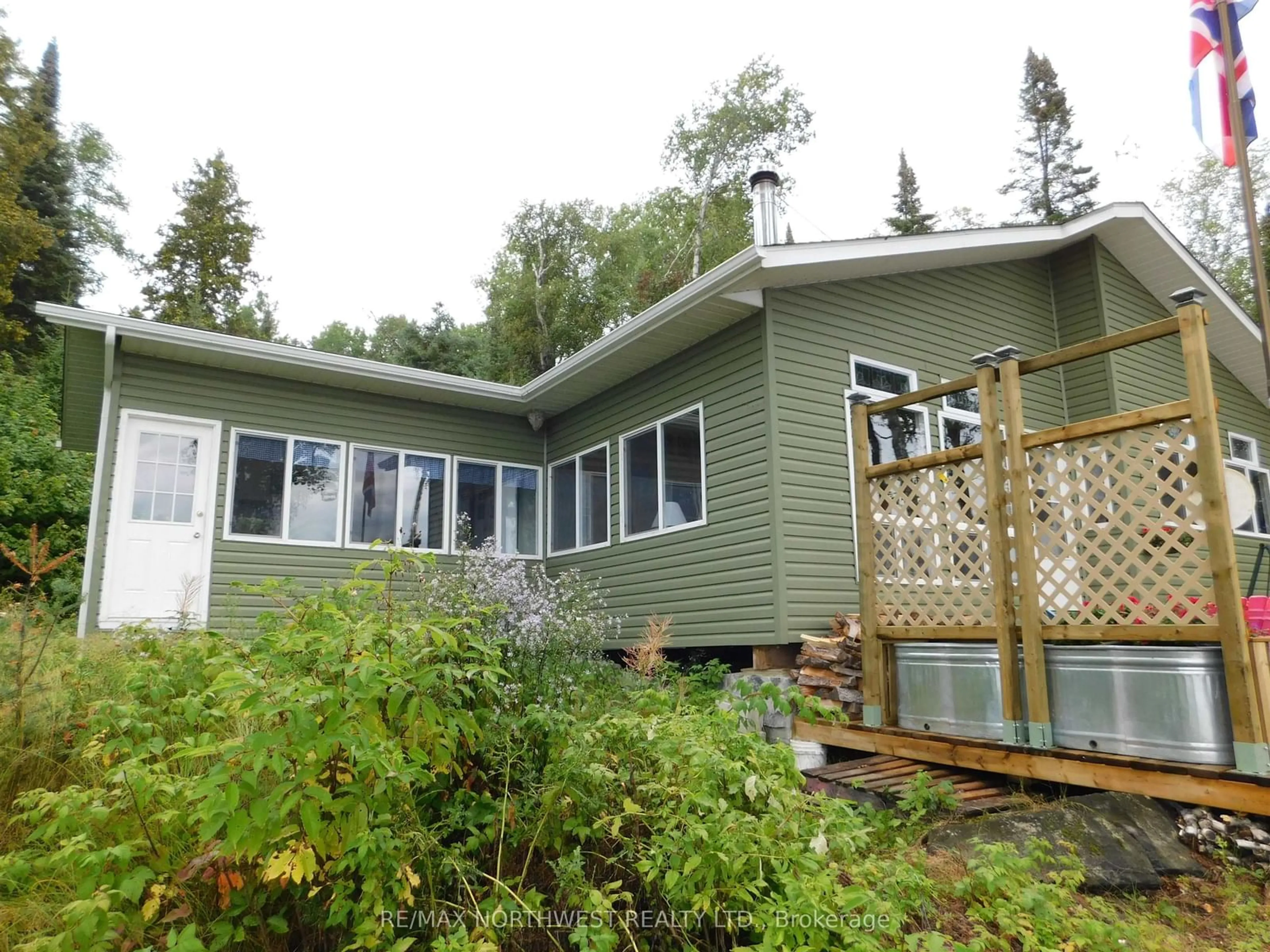 Home with vinyl exterior material, unknown for Lot 4 Hoffstrom's Bay, Kenora Remote Area Ontario P8N 2Y4