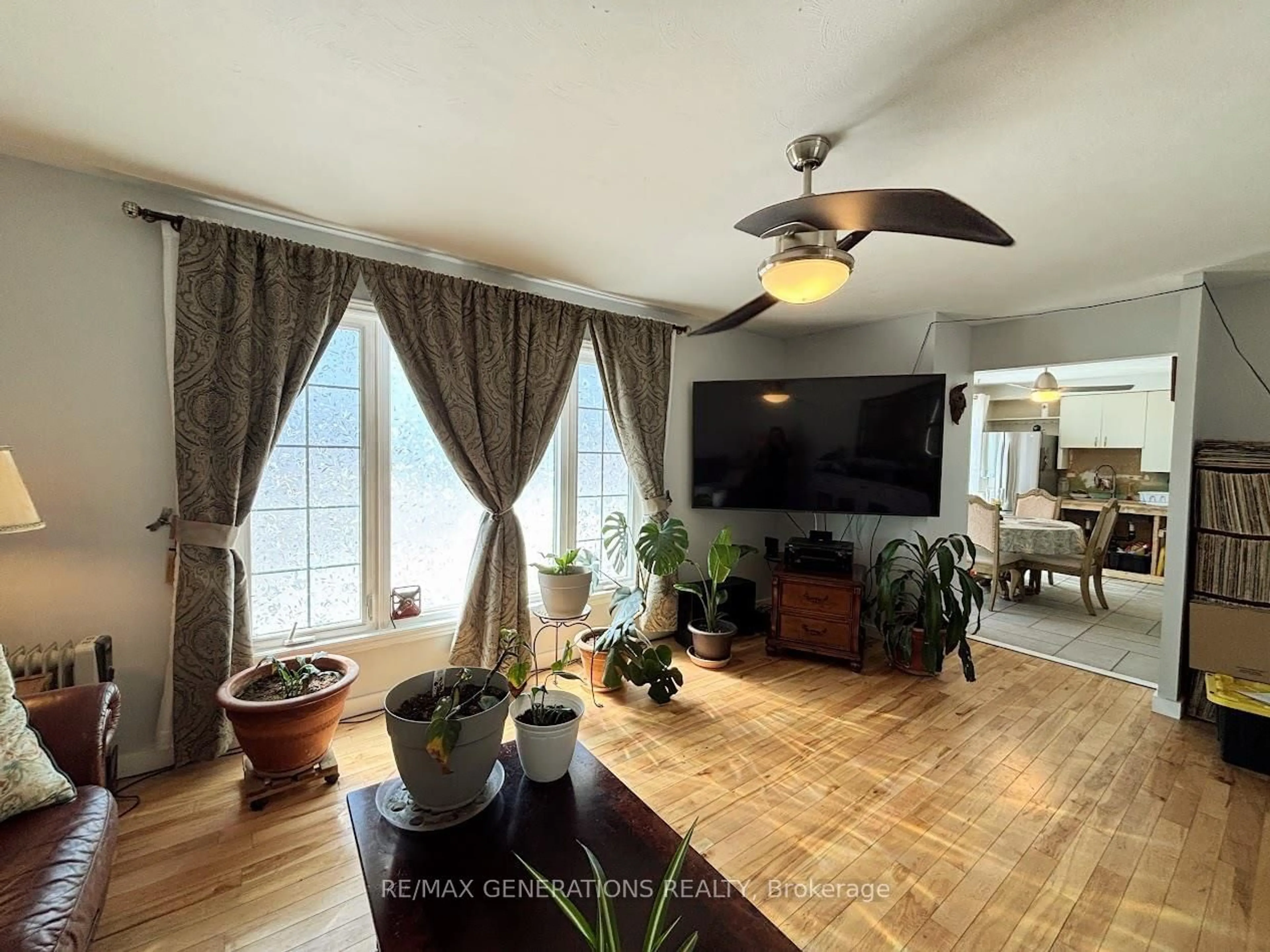 Living room with furniture, unknown for 7 Swallow Dr, Manitouwadge Ontario P0T 2C0