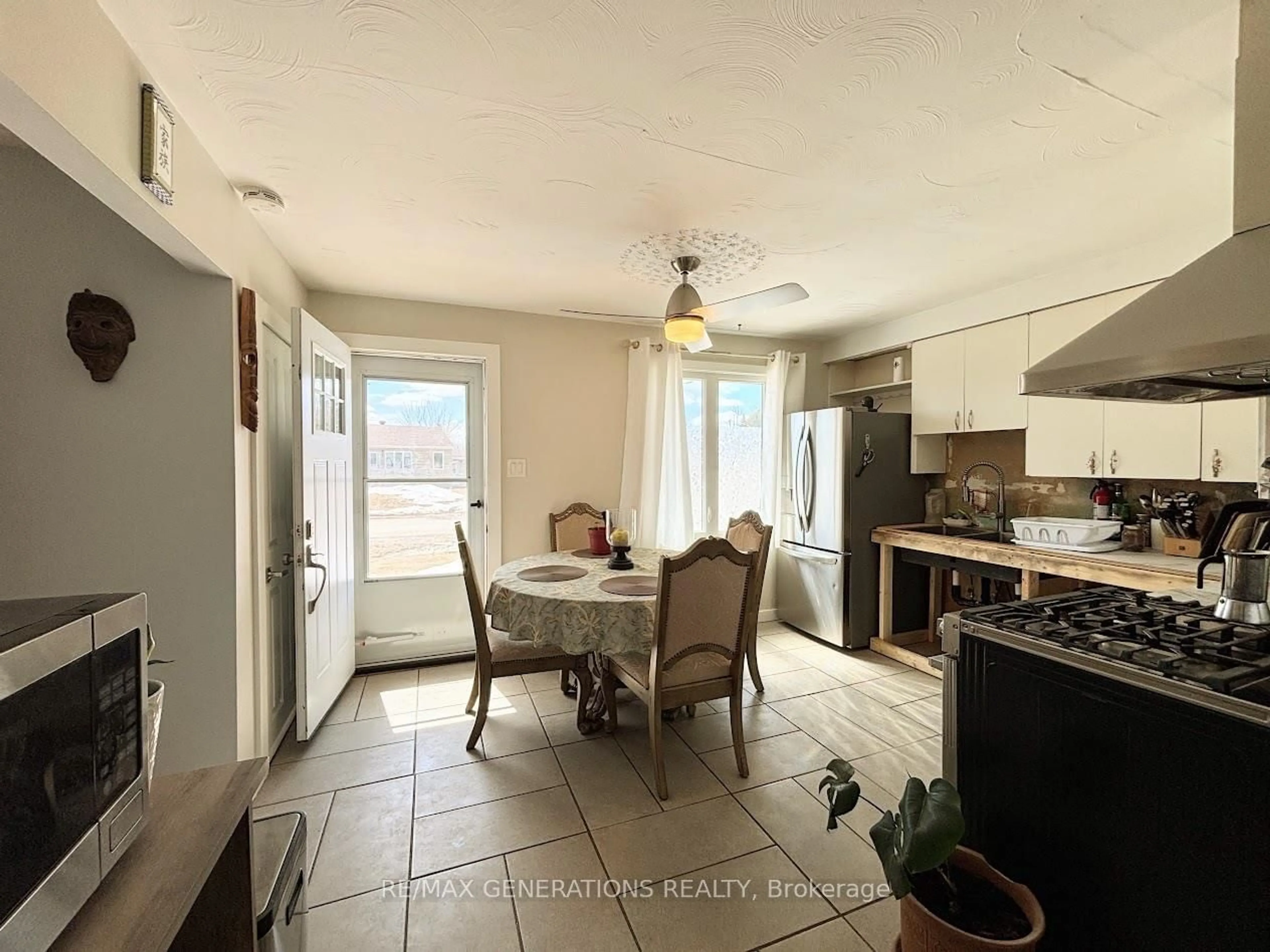 Dining room, ceramic/tile floor for 7 Swallow Dr, Manitouwadge Ontario P0T 2C0
