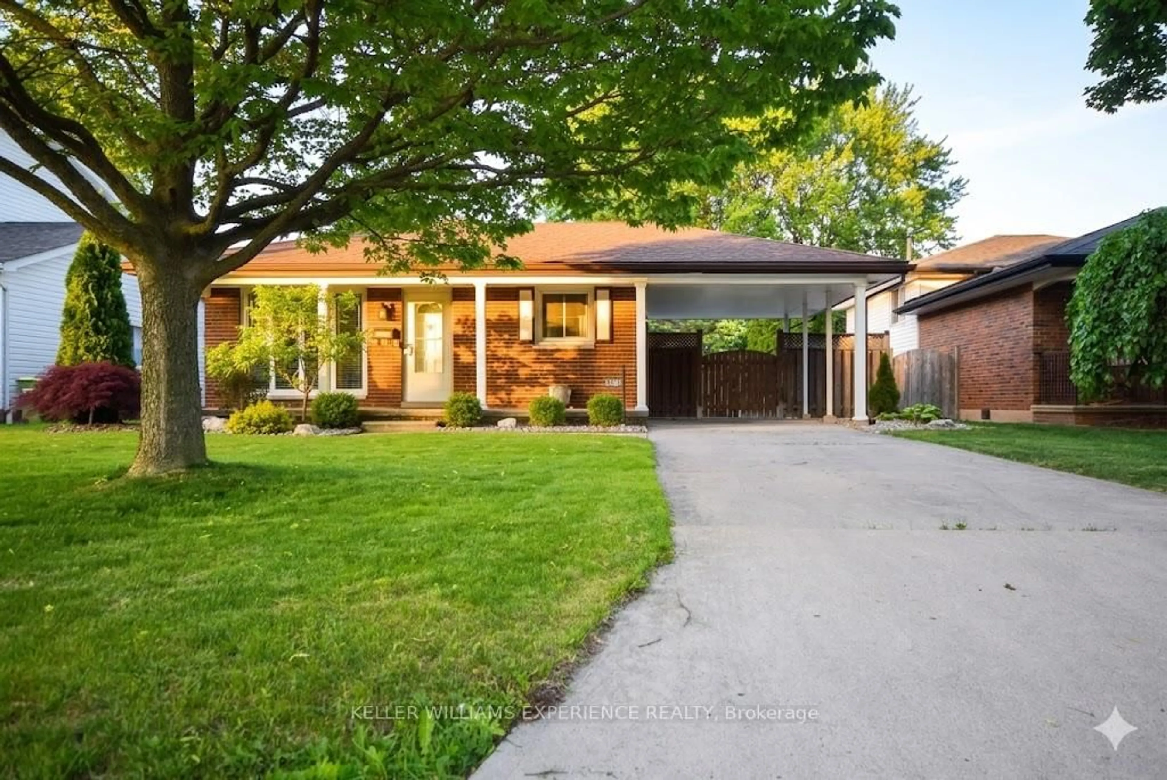 Home with brick exterior material, street for 1290 Janisse Dr, Windsor Ontario N8S 2W3