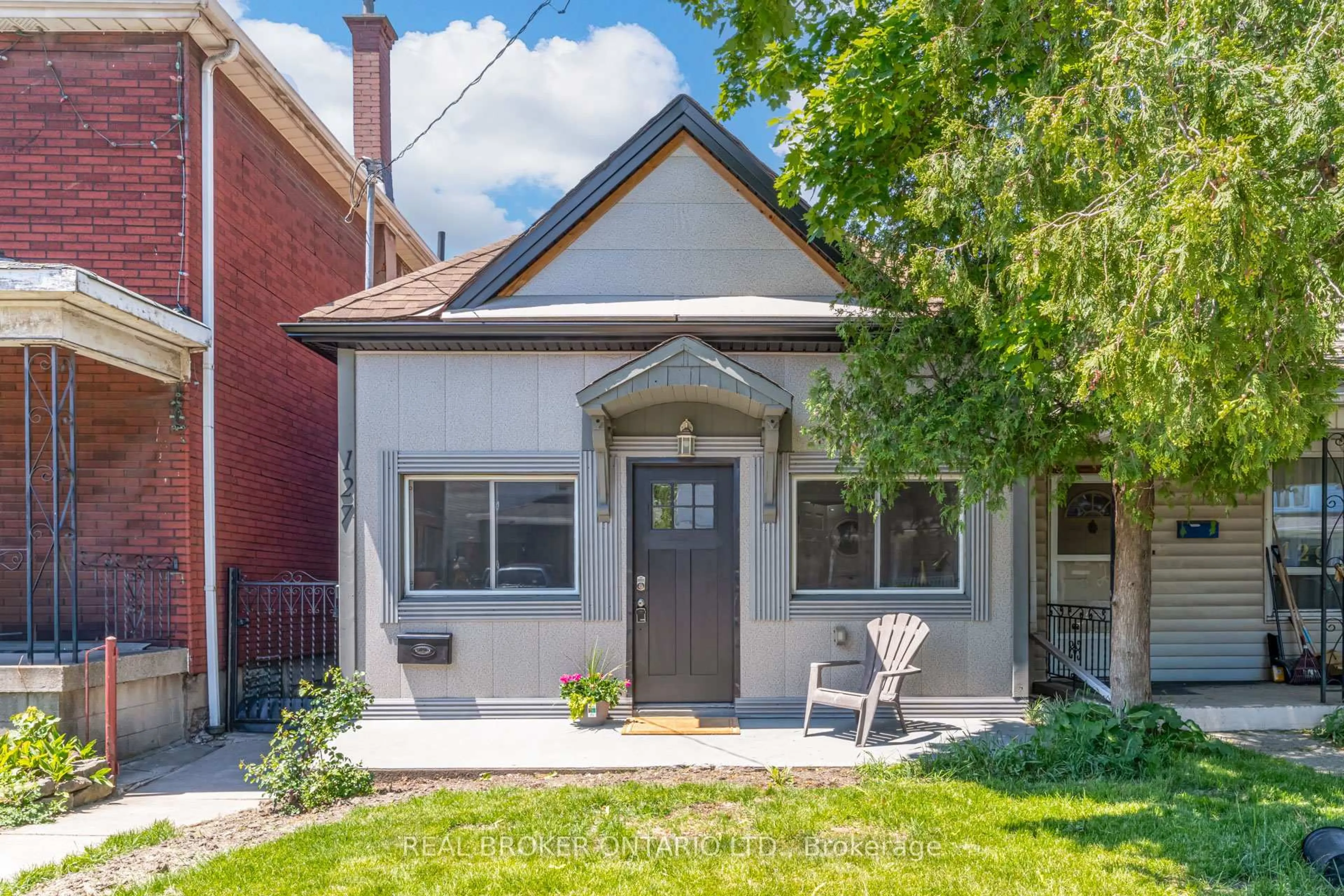Home with brick exterior material, street for 127 Barnesdale Ave, Hamilton Ontario L8L 6S8