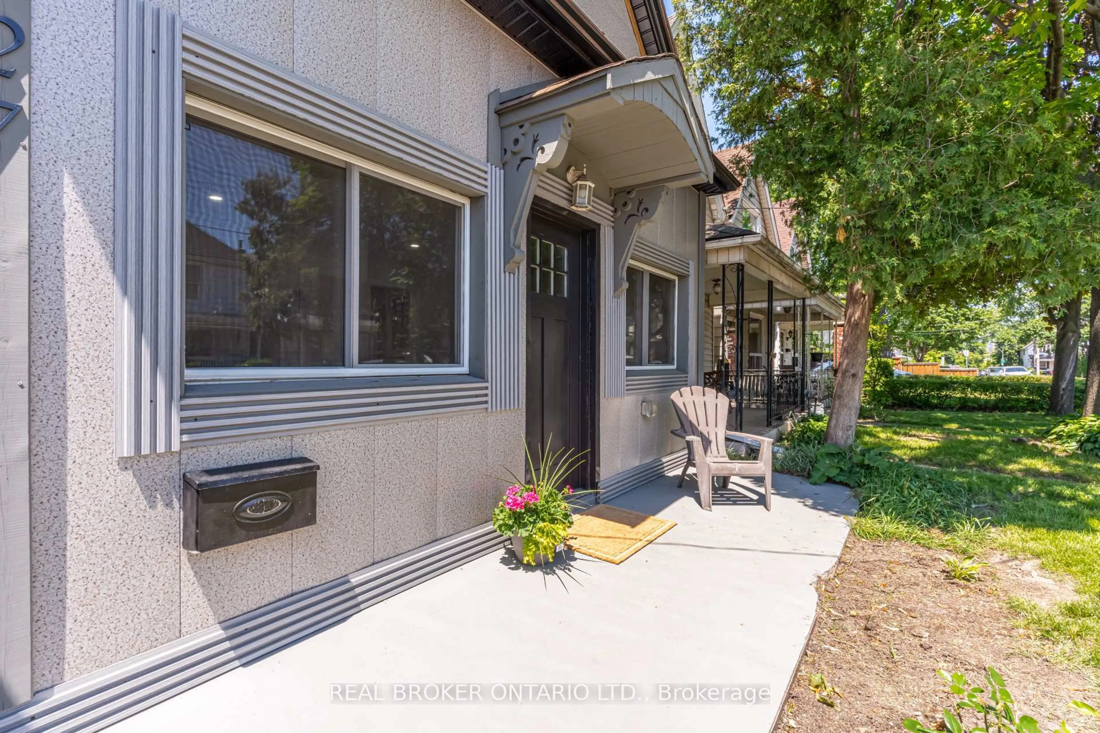 Unknown for 127 Barnesdale Ave, Hamilton Ontario L8L 6S8