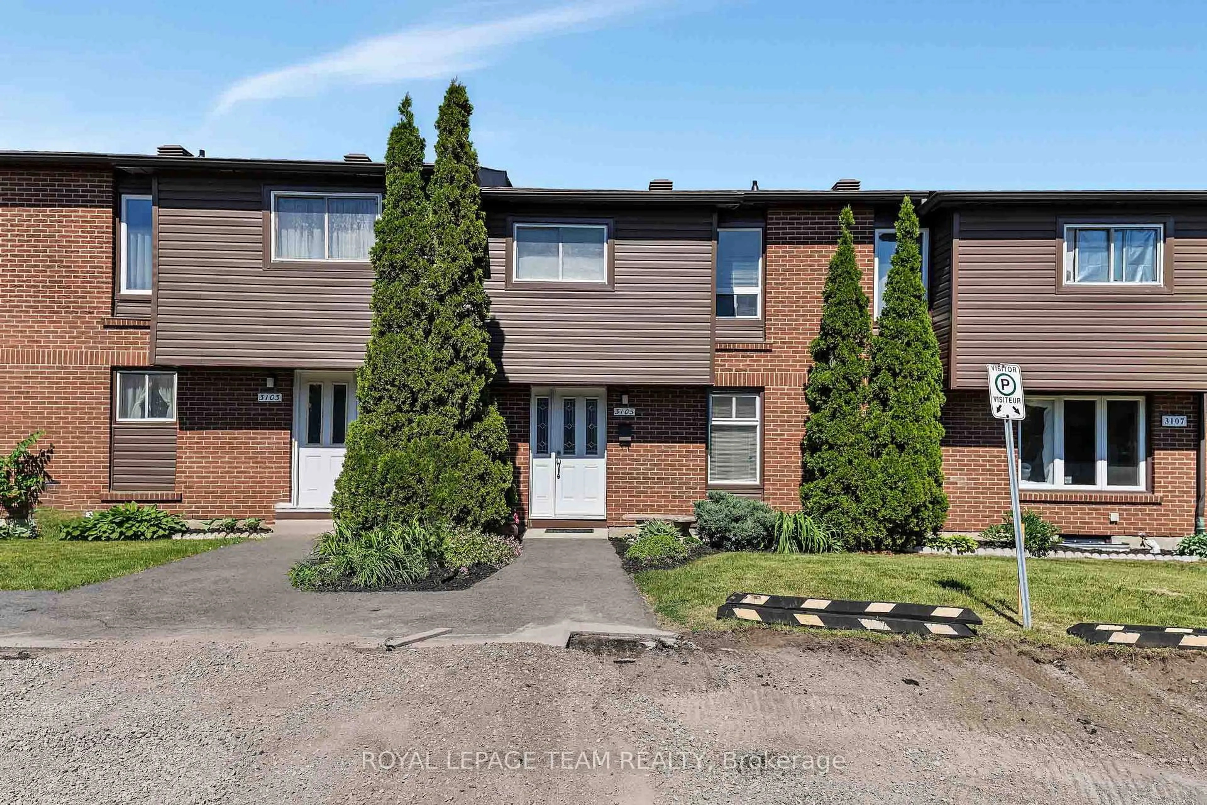 A pic from outside/outdoor area/front of a property/back of a property/a pic from drone, street for 3105 Stockton Dr #25, Ottawa Ontario K1T 1S2