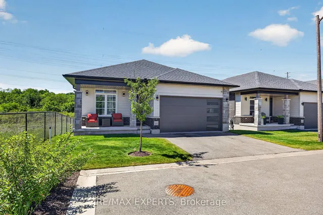 10 MCPHERSON Crt #21, Central Elgin 2