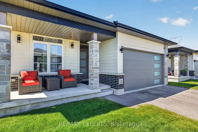 10 MCPHERSON Crt #21, Central Elgin 5