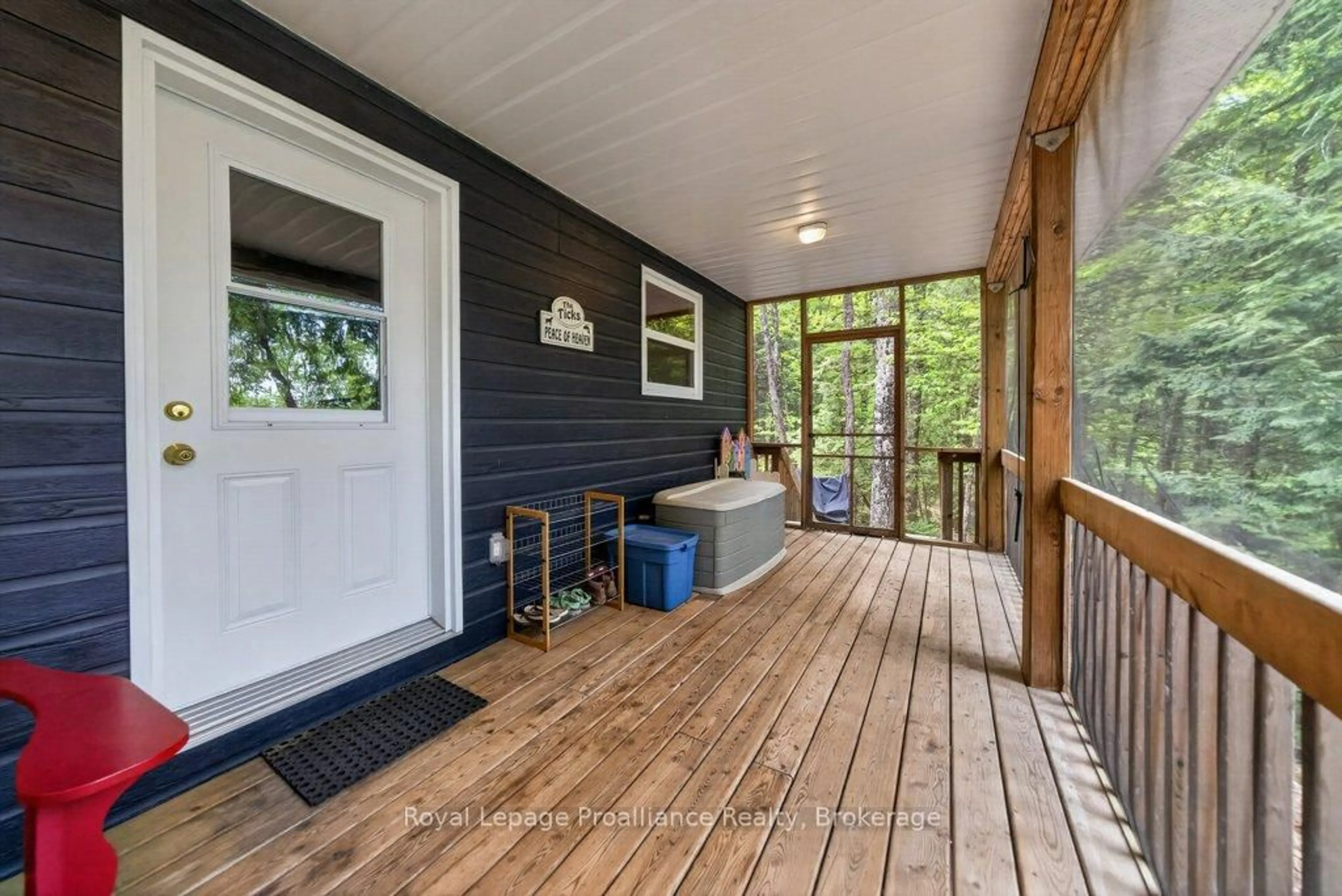 Indoor entryway for 1051B Hereford Highland Lane, Ardoch Ontario K0H 1C0