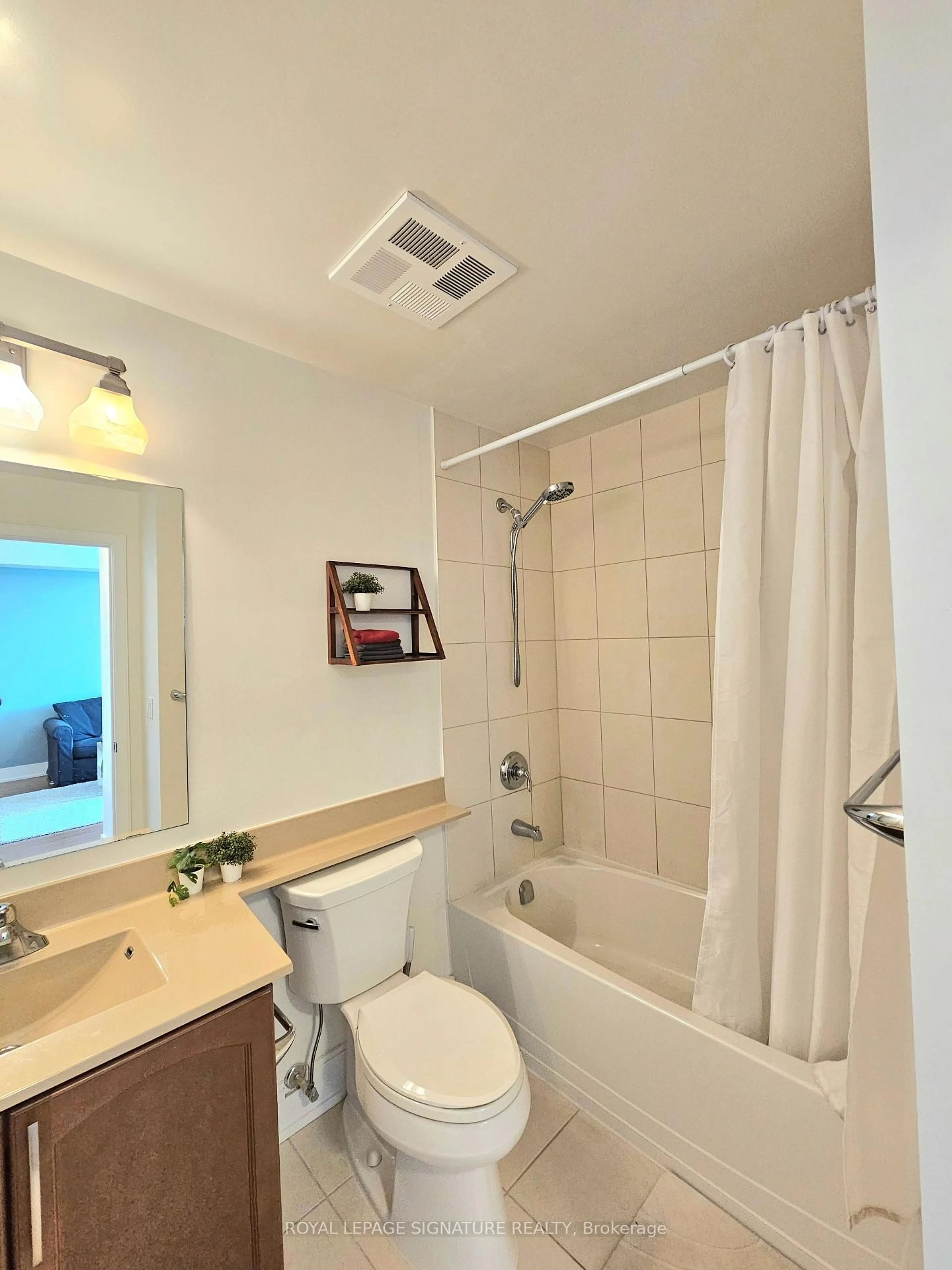 Standard bathroom, unknown for 144 Park St #506, Waterloo Ontario N2L 0B6