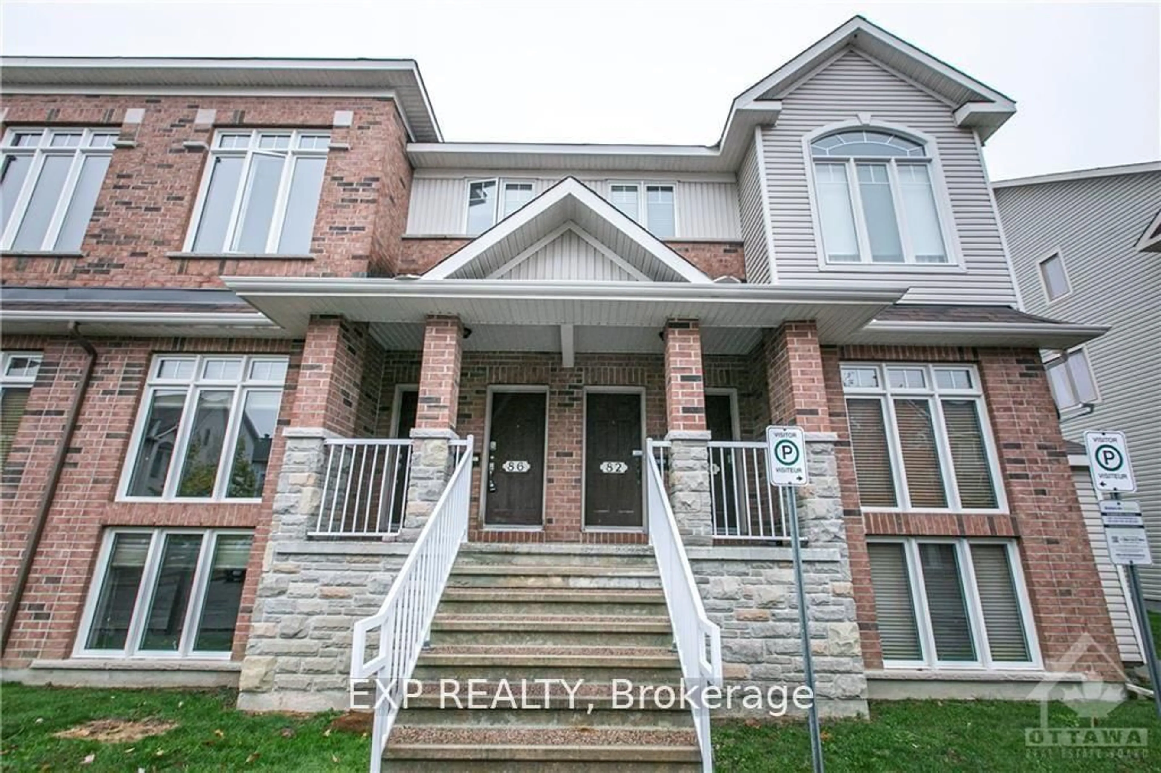 Home with brick exterior material, building for 1512 Walkley Rd, Ottawa Ontario K1V 2G5