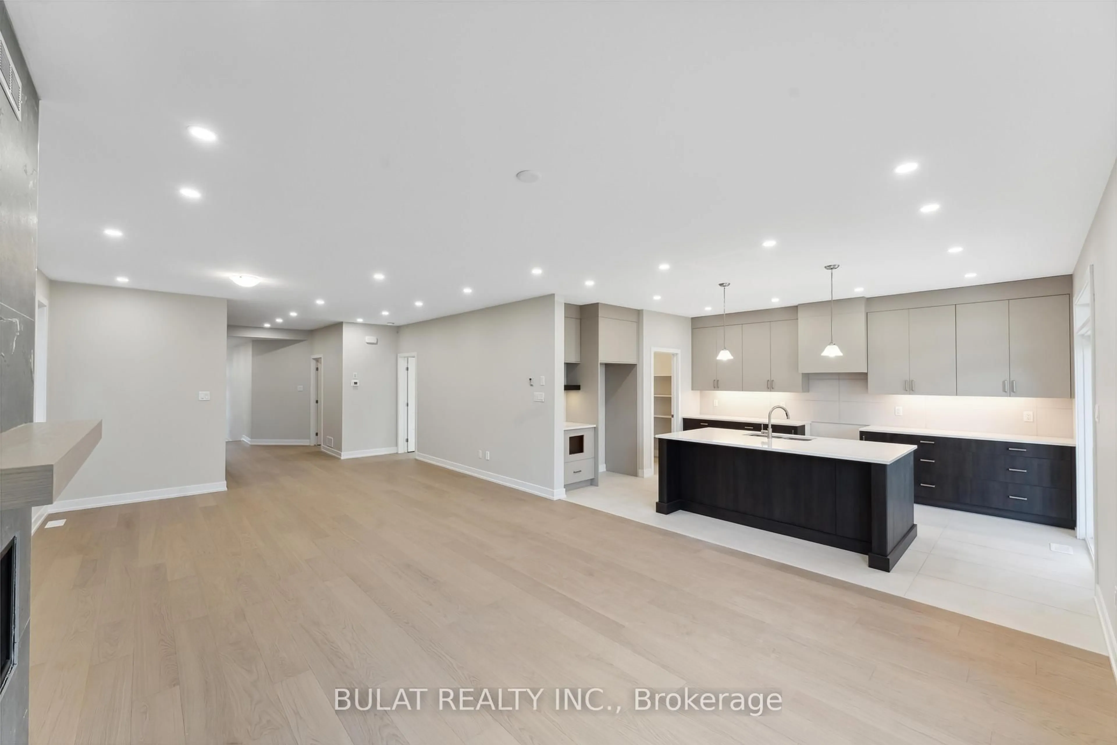 Open concept kitchen, unknown for 1357 Kitchener Ave, Ottawa Ontario K1V 6W2