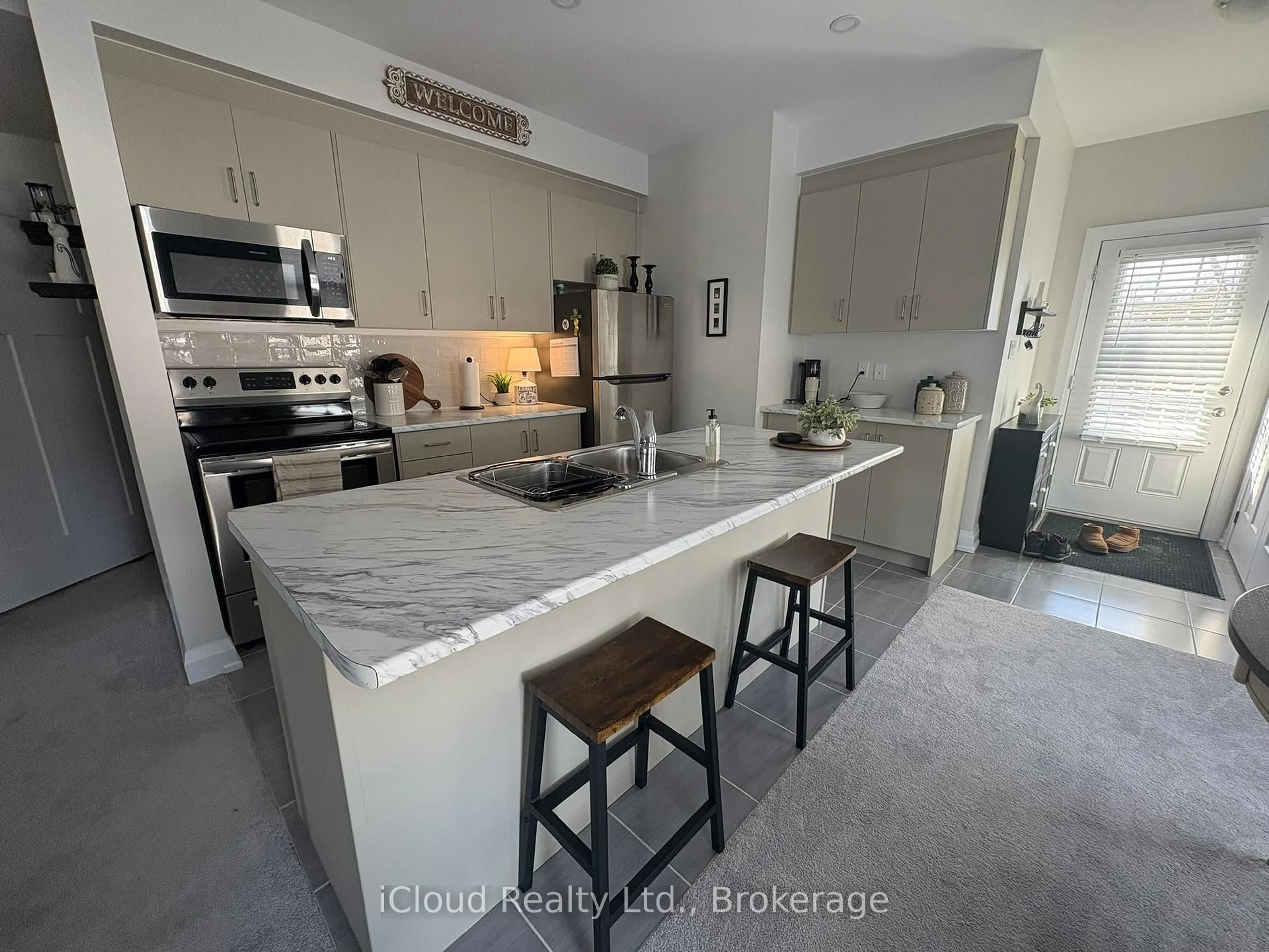 Open concept kitchen, unknown for 677 Park Rd #18, Brantford Ontario N3P 0A2