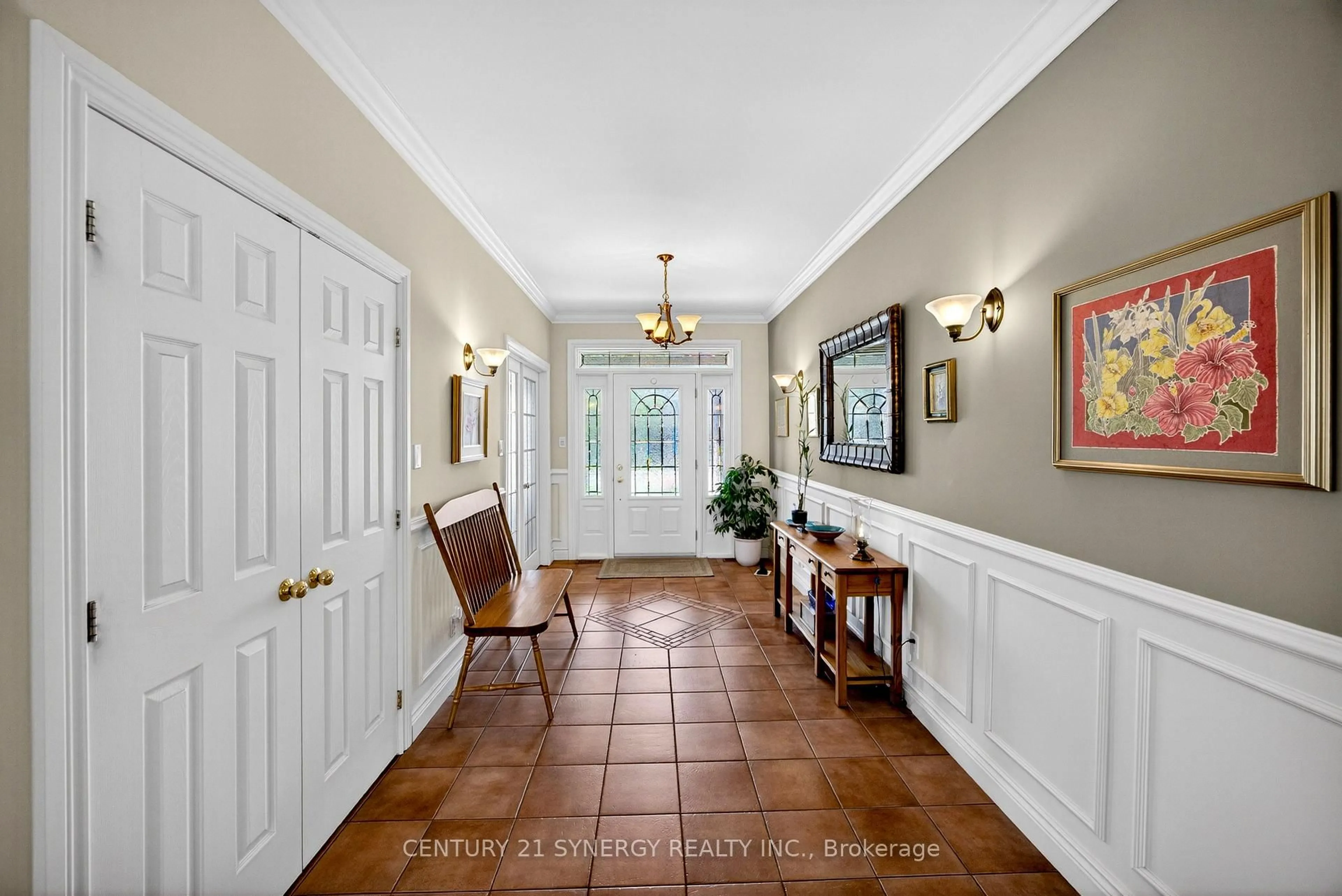 Indoor entryway for 30 Morris St, Carleton Place Ontario K7C 4M9