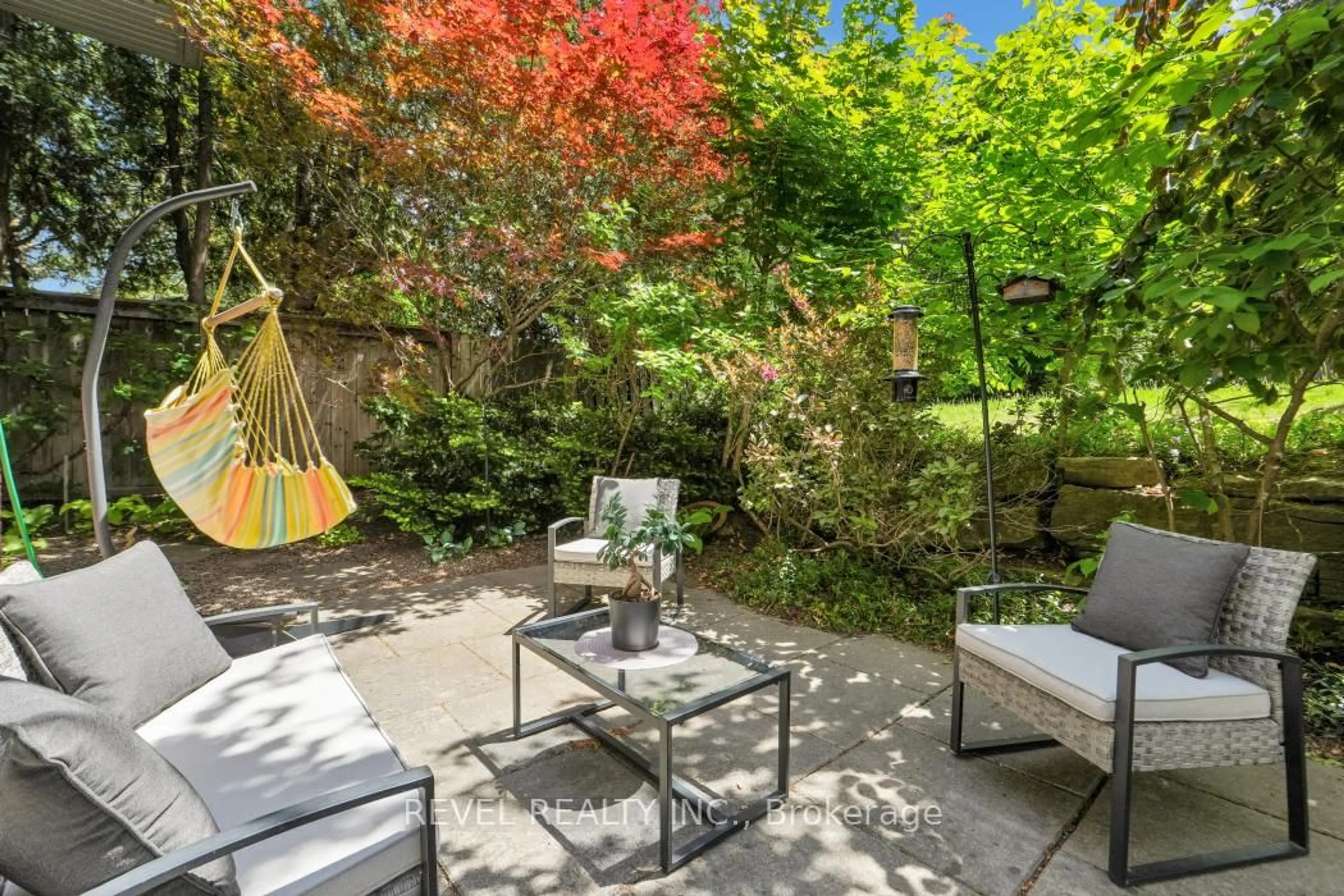 Patio, street for 144 Monterey Dr, Ottawa Ontario K2H 7A8