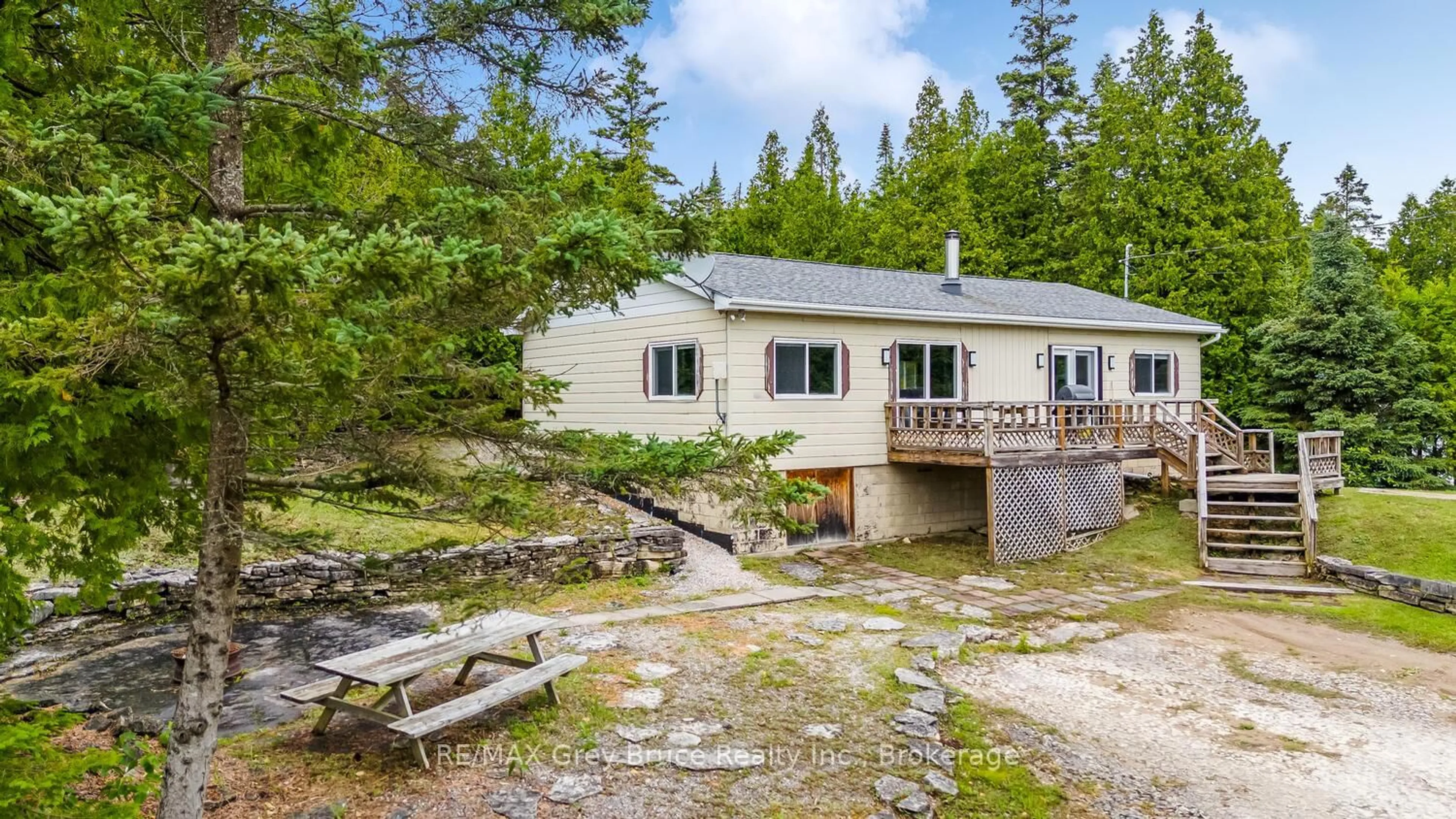 Patio, unknown for 68 Tamarac Rd, Northern Bruce Peninsula Ontario N0H 2M0