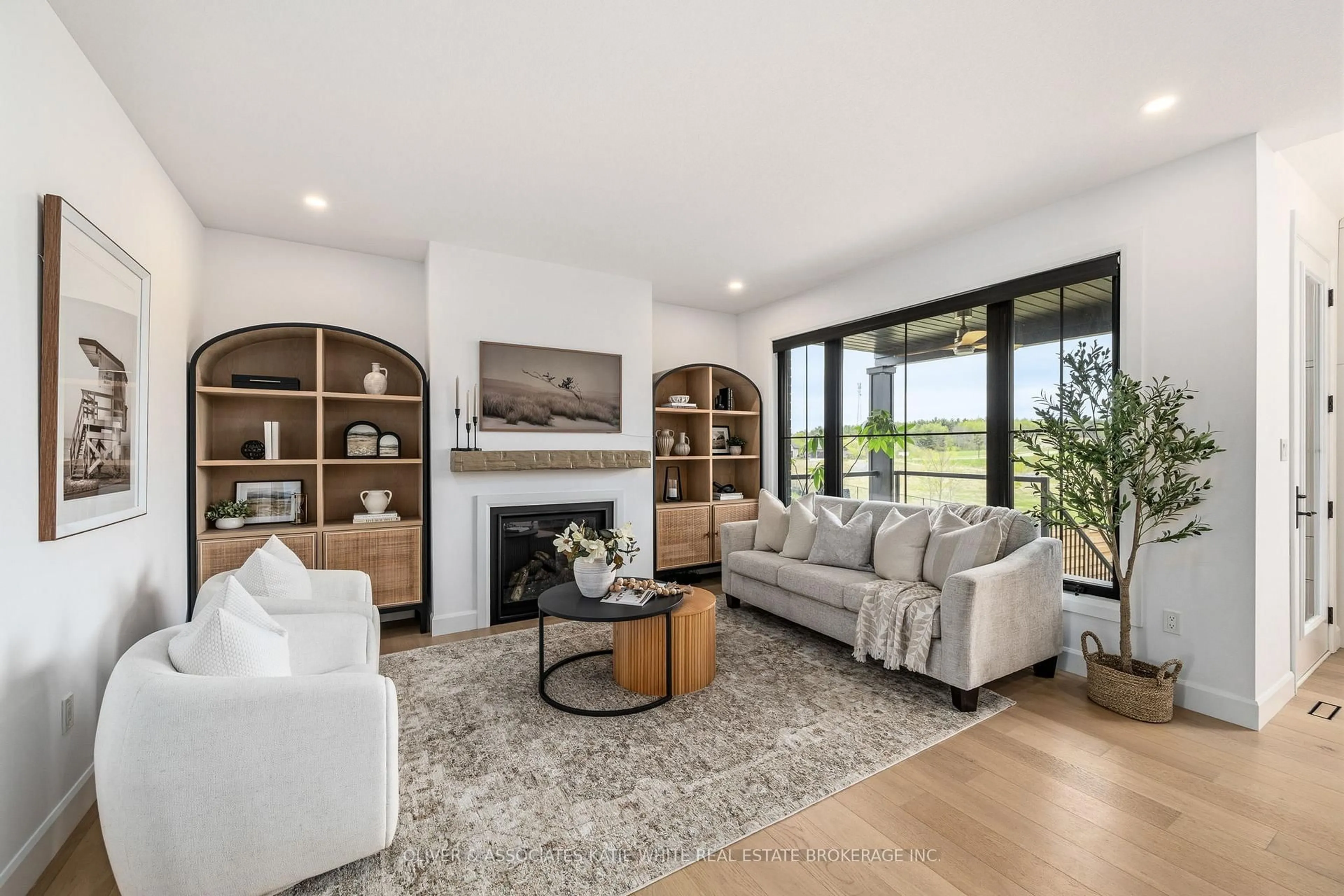 Living room with furniture, unknown for 2190 Linkway Blvd, London South Ontario N6K 0K8