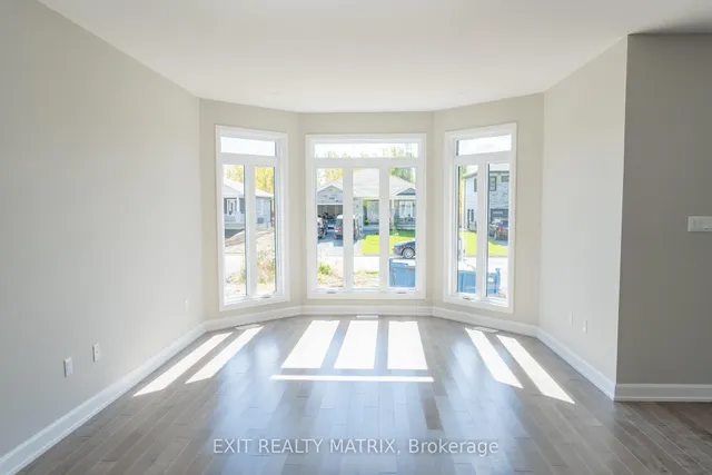 1412 Caroline Crt, Cornwall 4