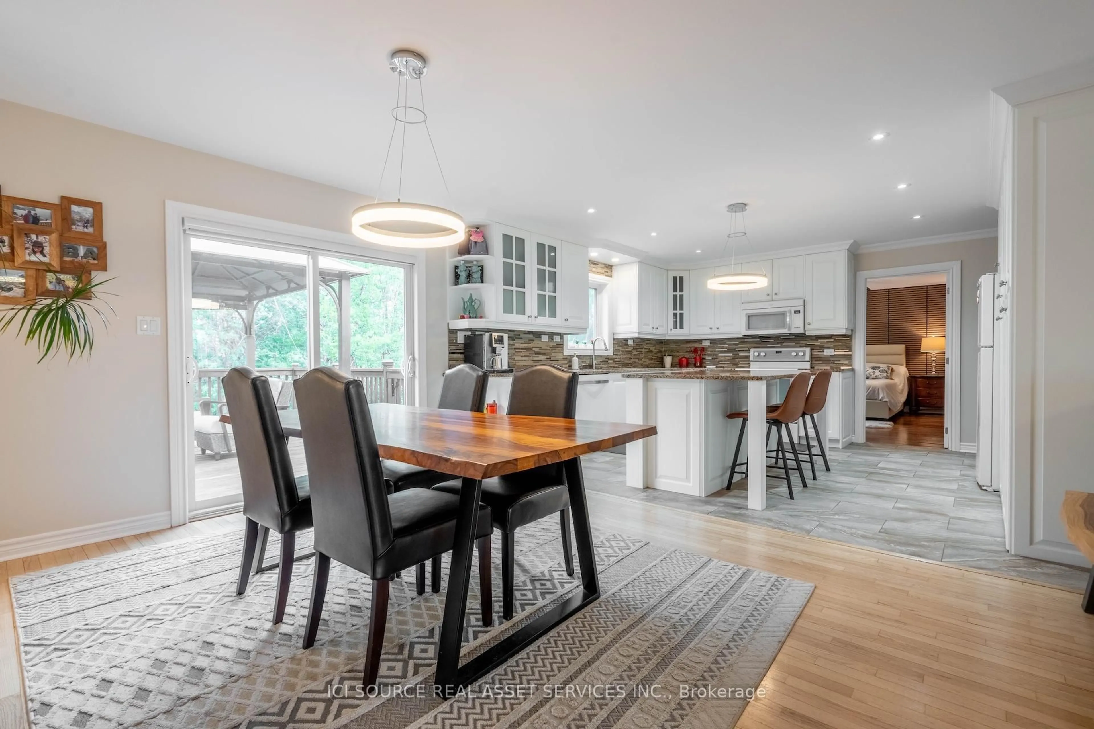 Open concept kitchen, unknown for 19241 Richmond Crt, South Glengarry Ontario K0C 2E0