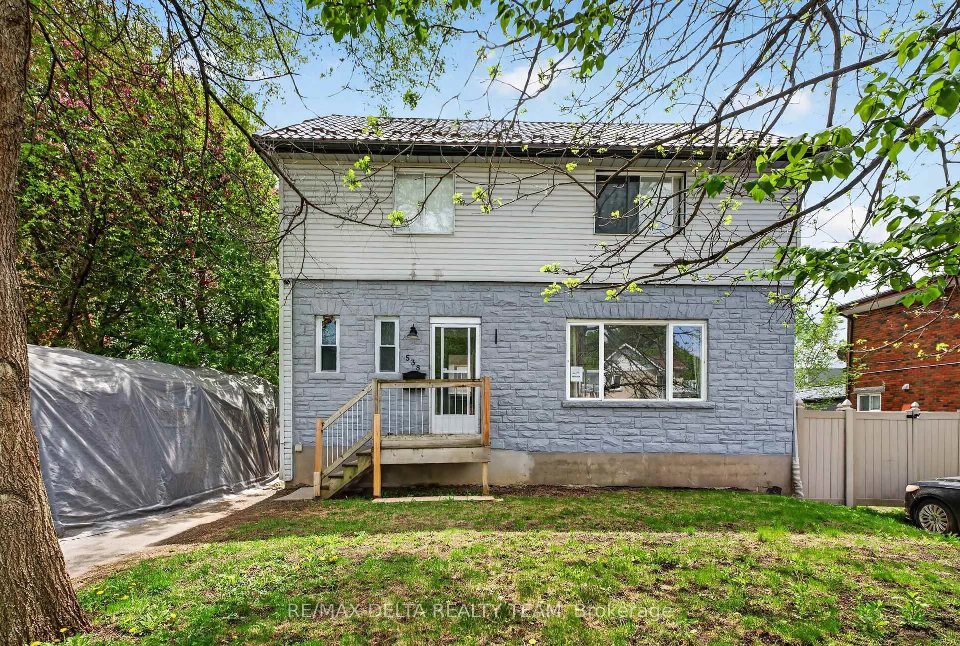 Unknown for 538 Mutual St, Ottawa Ontario K1K 1C6