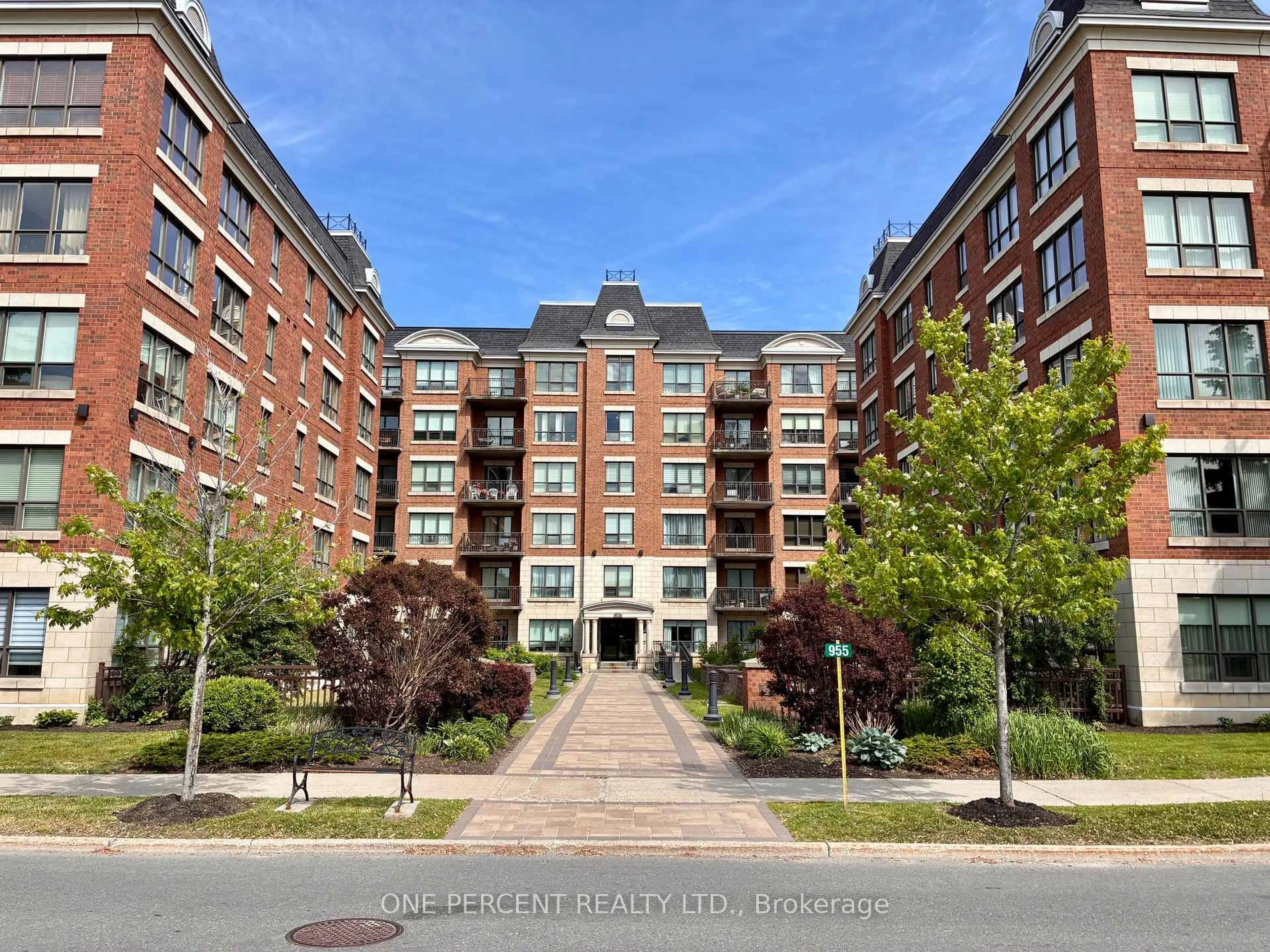 A pic from outside/outdoor area/front of a property/back of a property/a pic from drone, unknown for 955 Beauparc Private #316, Ottawa Ontario K1J 0A2