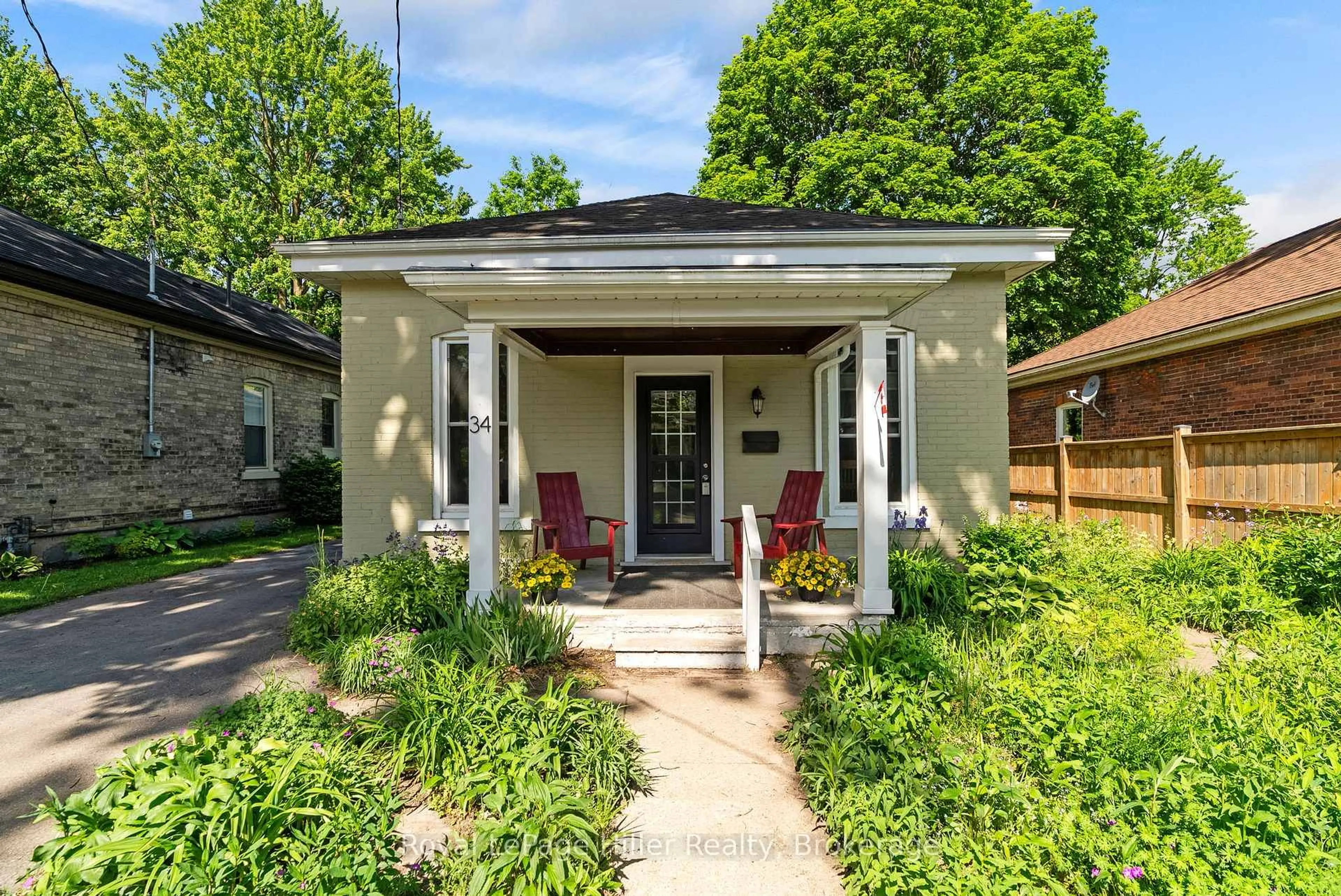 Unknown for 34 Bay St, Stratford Ontario N5A 4K6