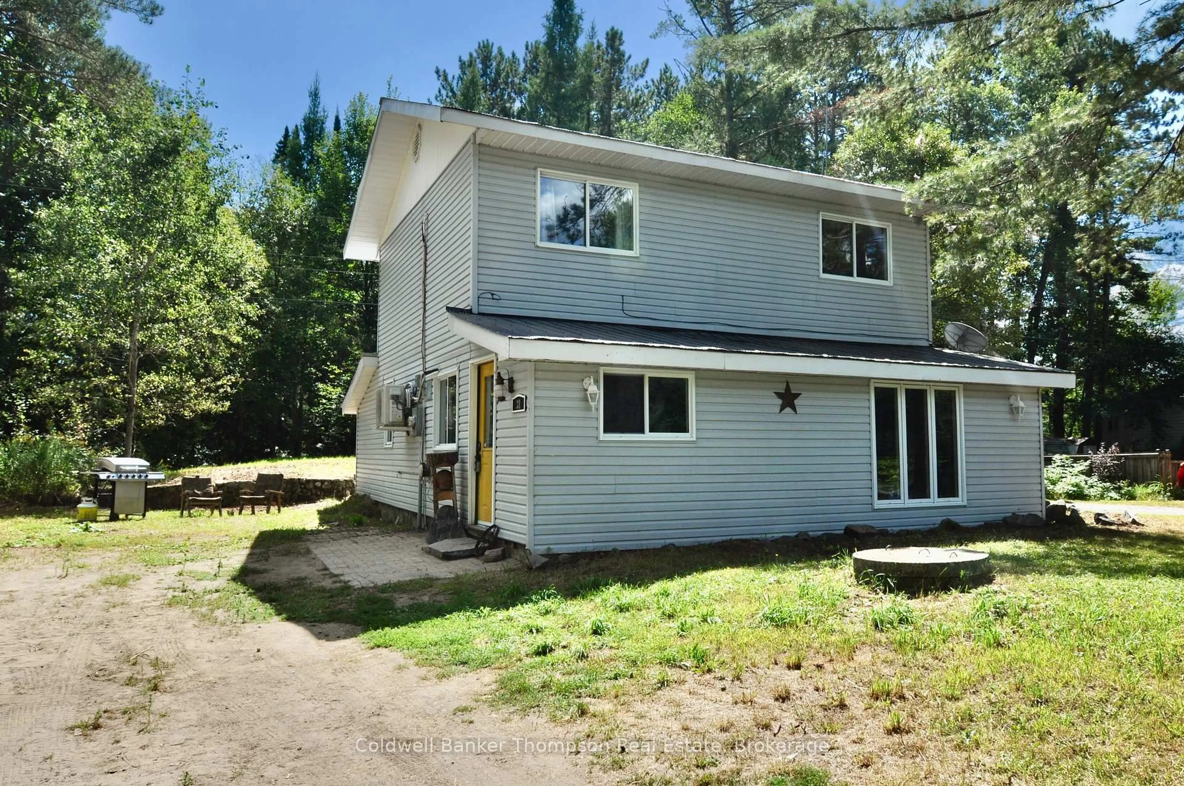 Unknown for 31 Hutcheson Beach Rd, Huntsville Ontario P1H 1N4