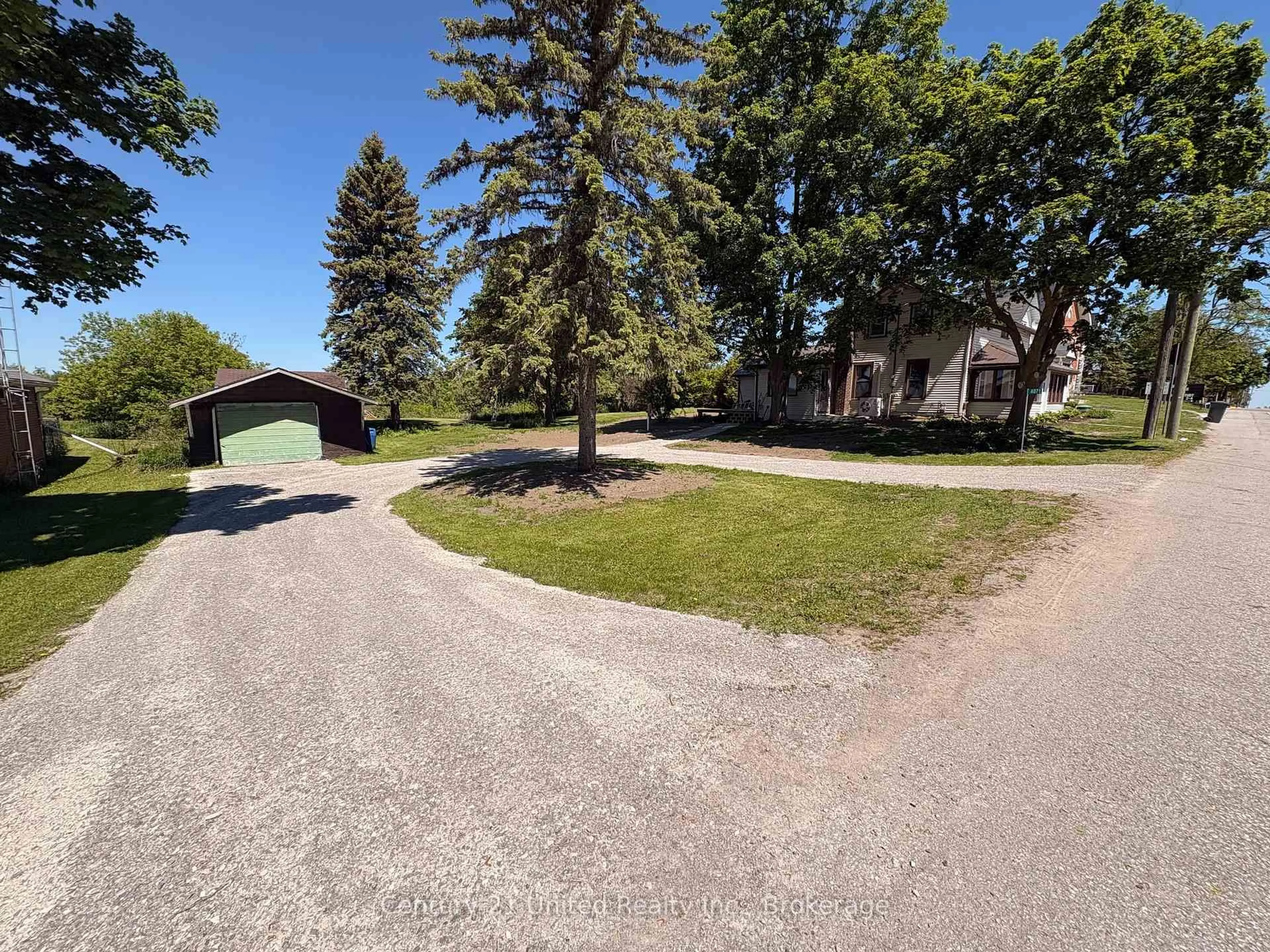 A pic from outside/outdoor area/front of a property/back of a property/a pic from drone, street for 4071 Highway 35, Kawartha Lakes Ontario K0M 1G0