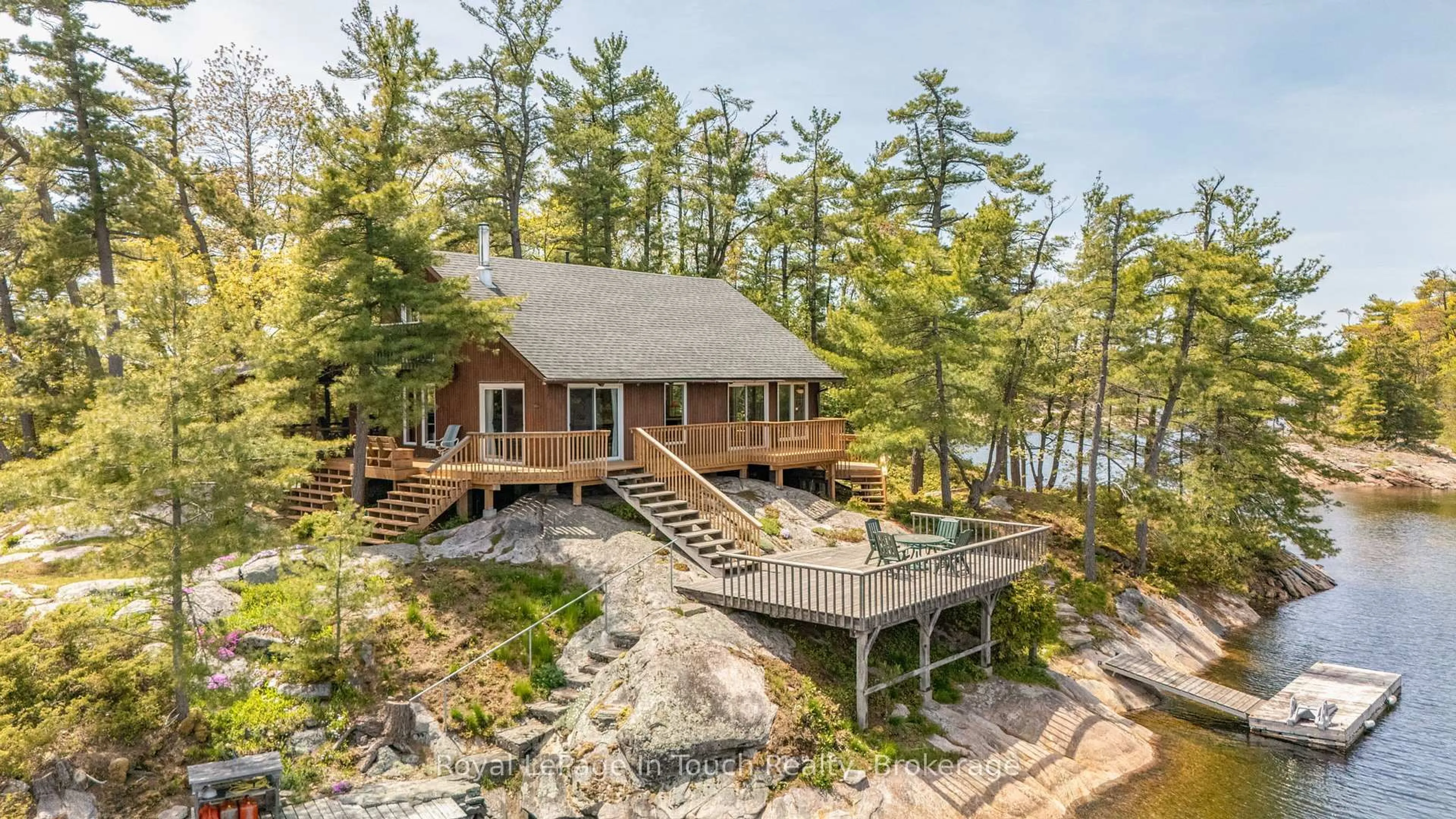 Unknown for 1 GB468 Island, The Archipelago Ontario P2A 0B7