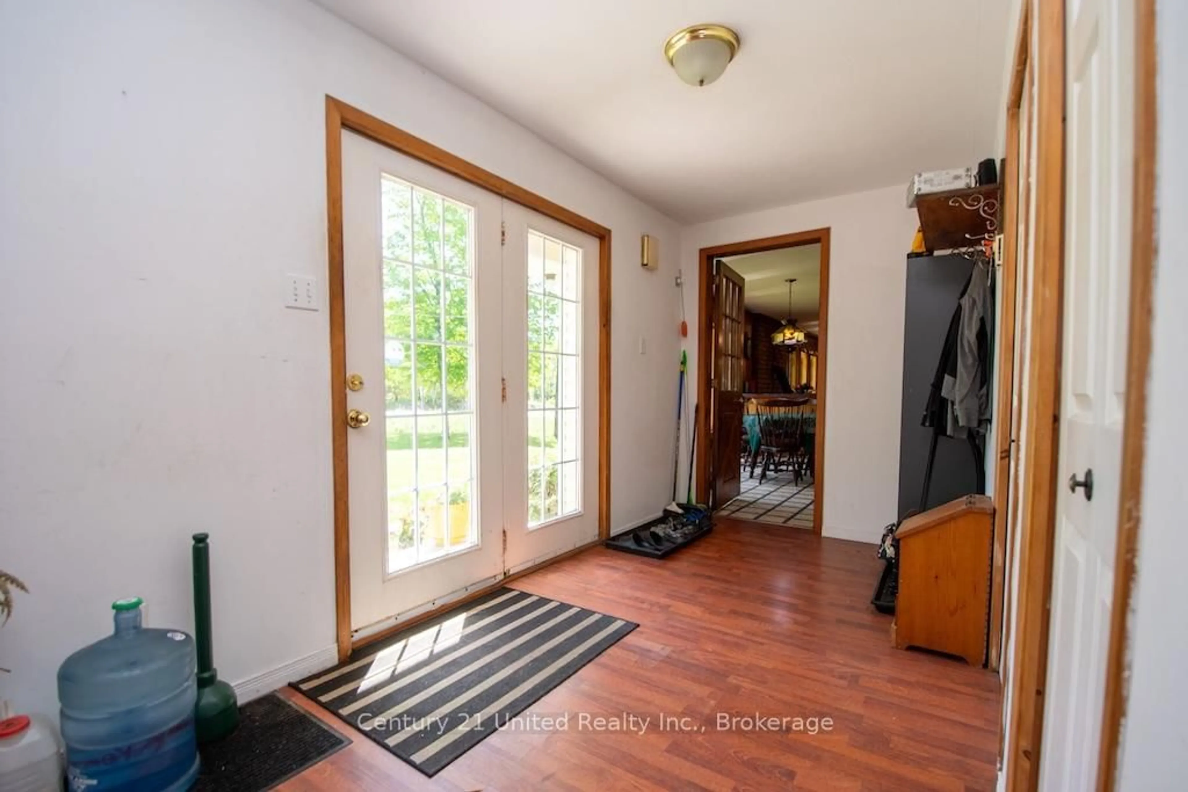 Indoor entryway for 254 County Rd 620, North Kawartha Ontario K0L 1A0