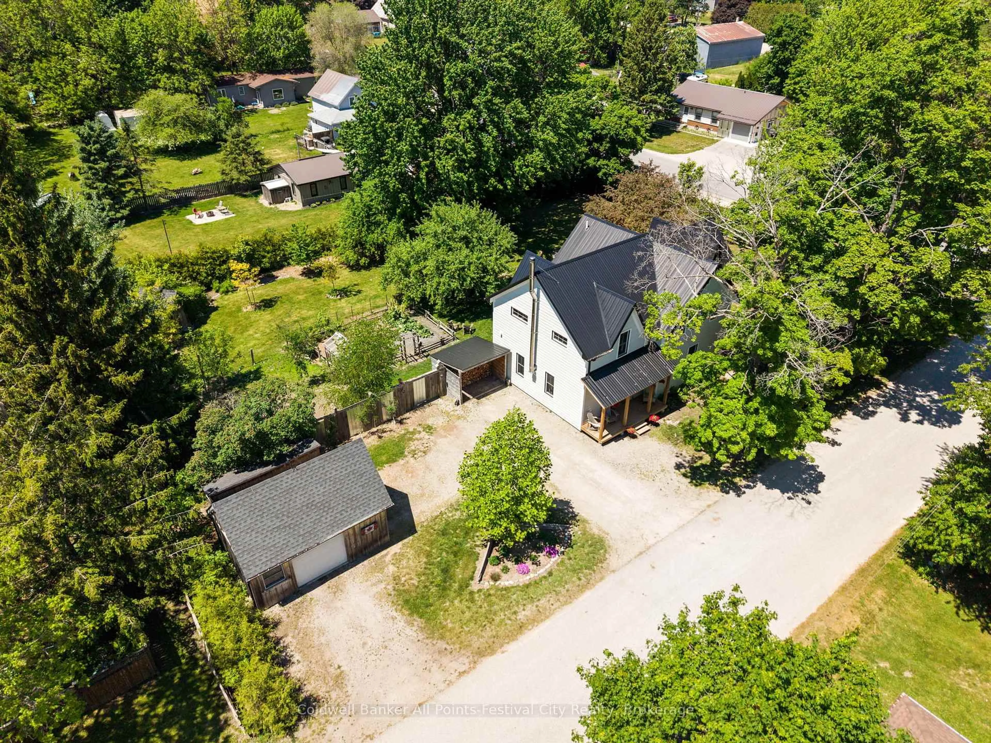 A pic from outside/outdoor area/front of a property/back of a property/a pic from drone, street for 73 William St, Ashfield-Colborne-Wawanosh Ontario N0M 1R0