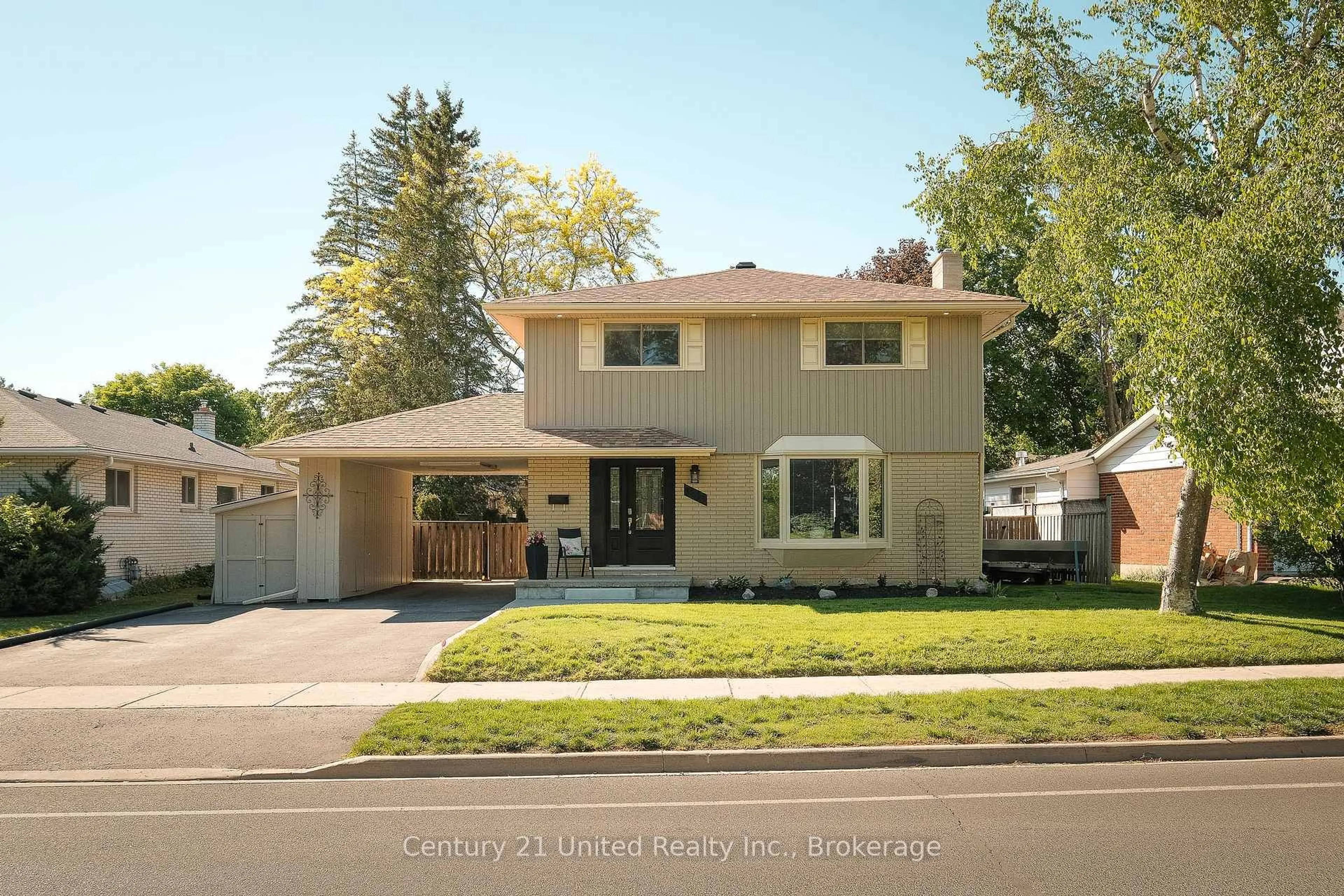 Home with brick exterior material, street for 1233 Franklin Dr, Peterborough Ontario K9H 6Z3