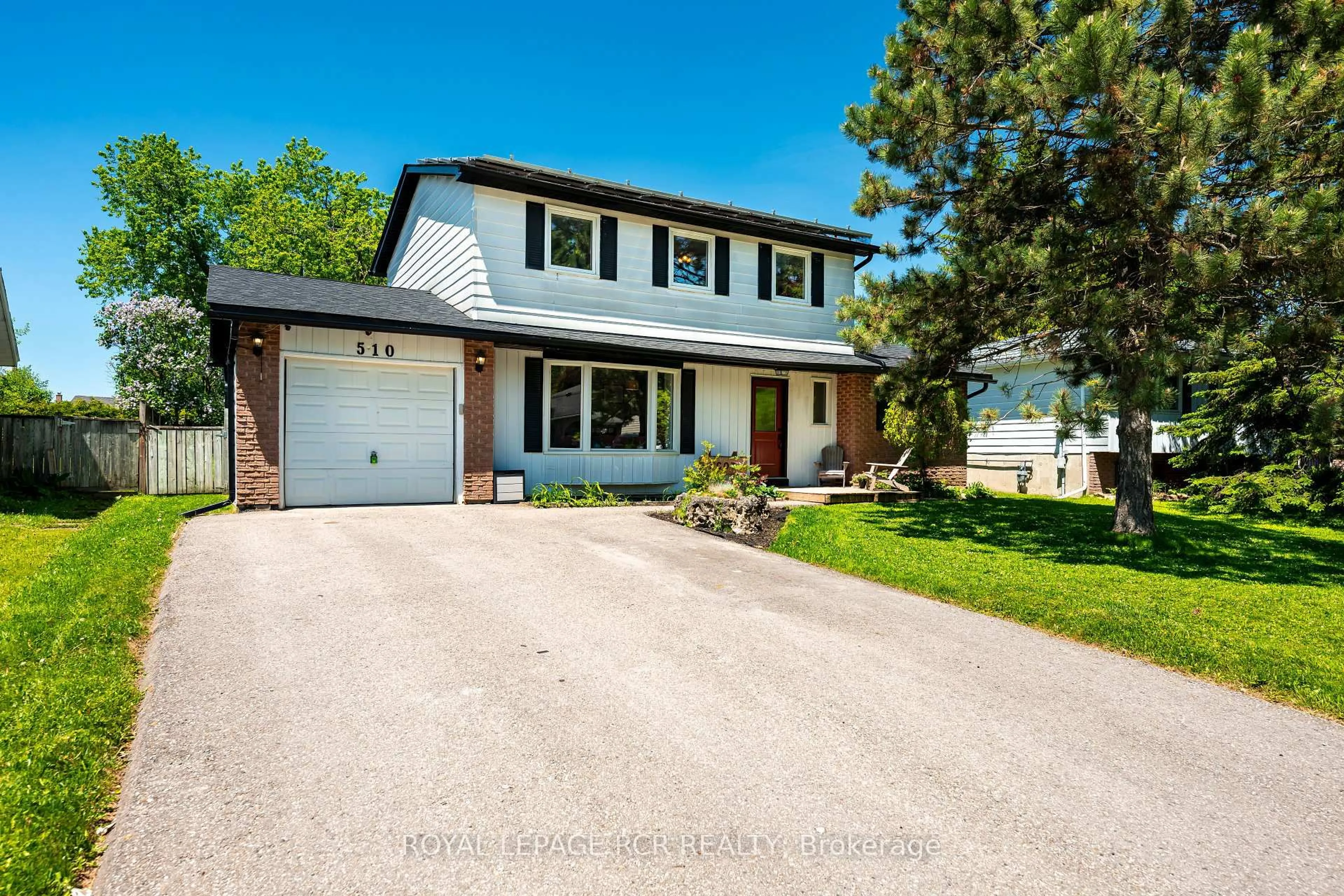 Home with vinyl exterior material, street for 510 Monica Crt, Shelburne Ontario L9V 3A3