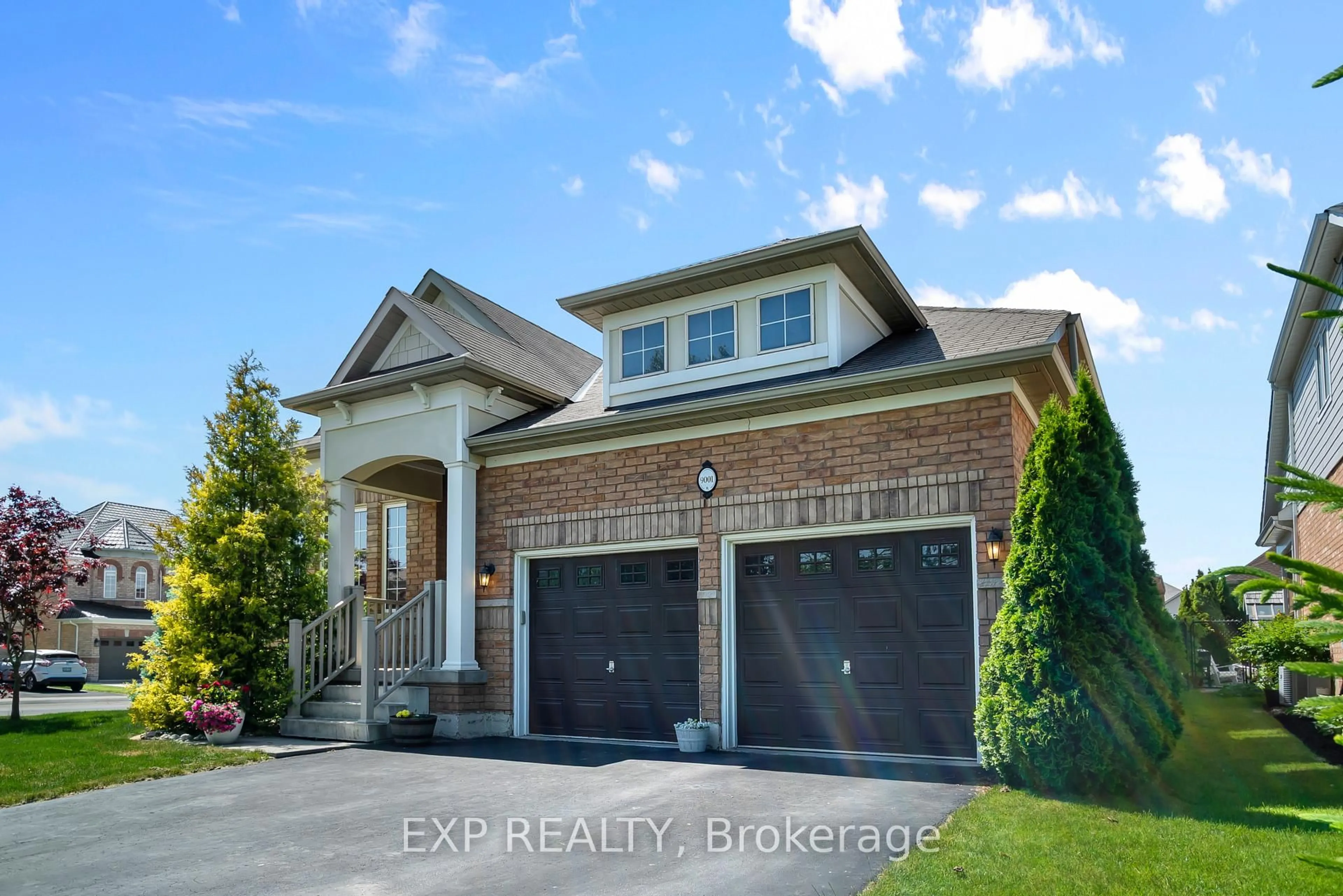 Home with brick exterior material, street for 9001 Tristar Cres, Niagara Falls Ontario L2G 0E6