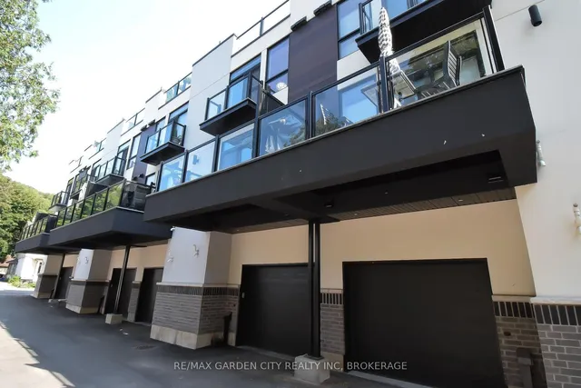 2 BROCK St #5, Hamilton 3