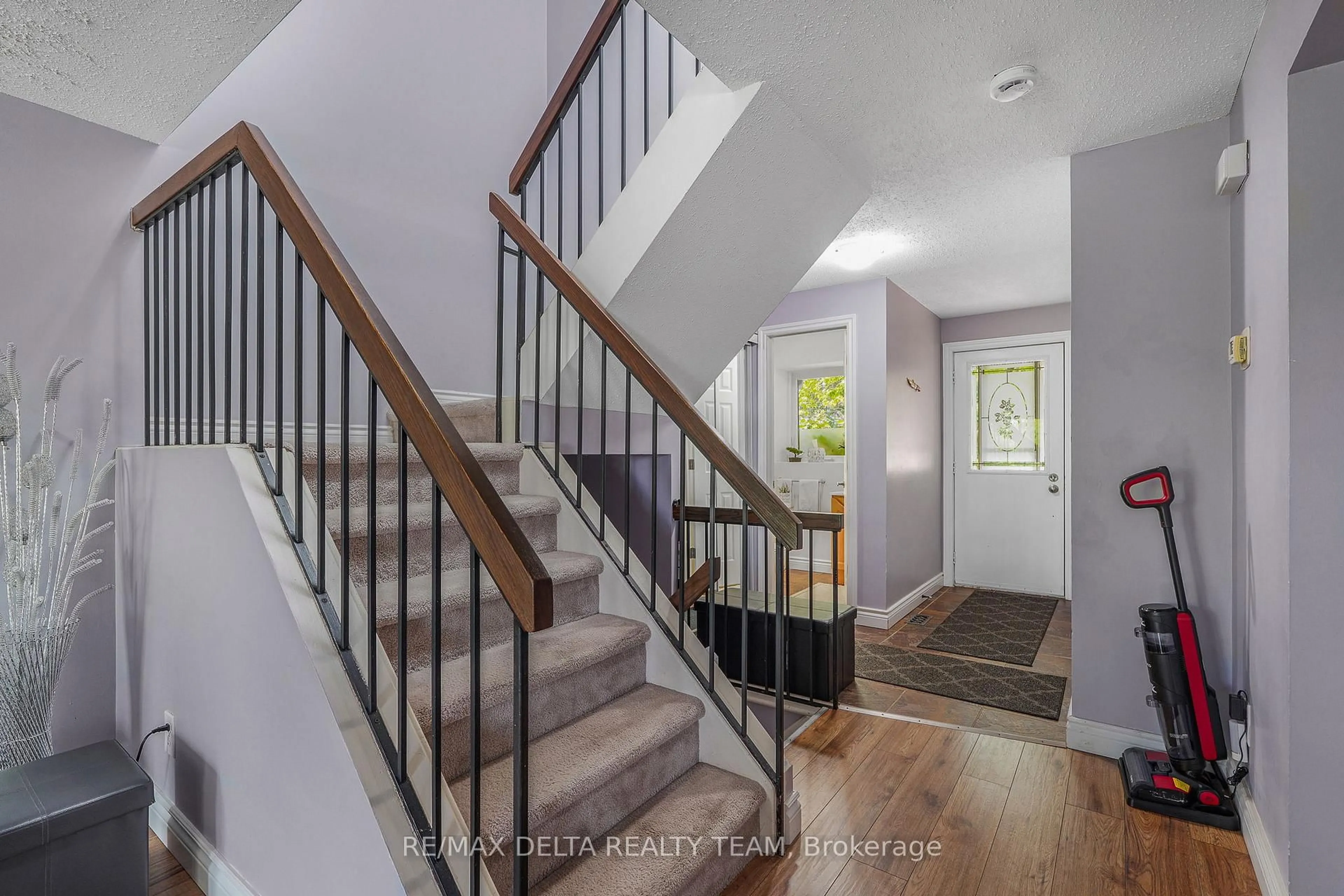 Unknown for 1107 Des Forets Ave #27, Ottawa Ontario K1C 5K7